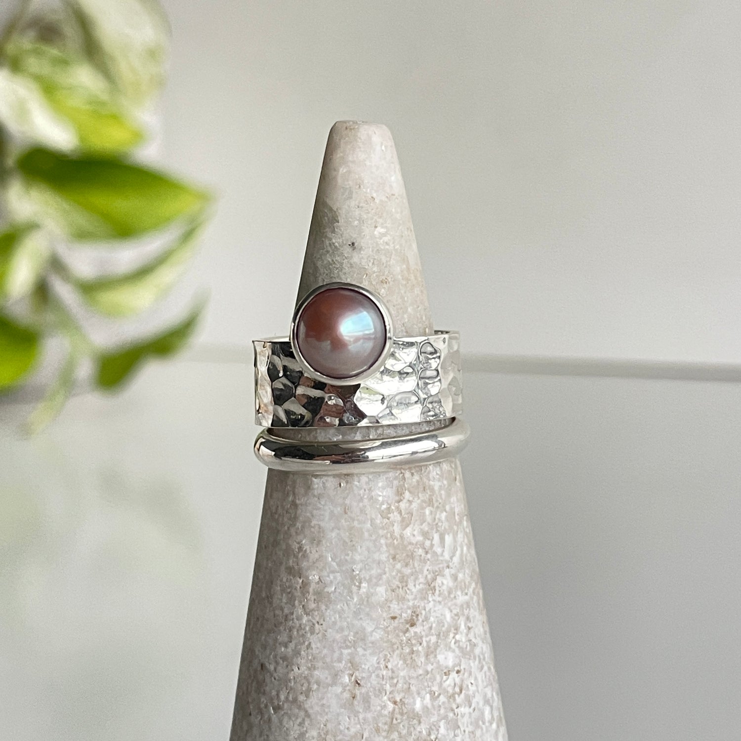 Pink Pearl Round Ring Sz7 002
