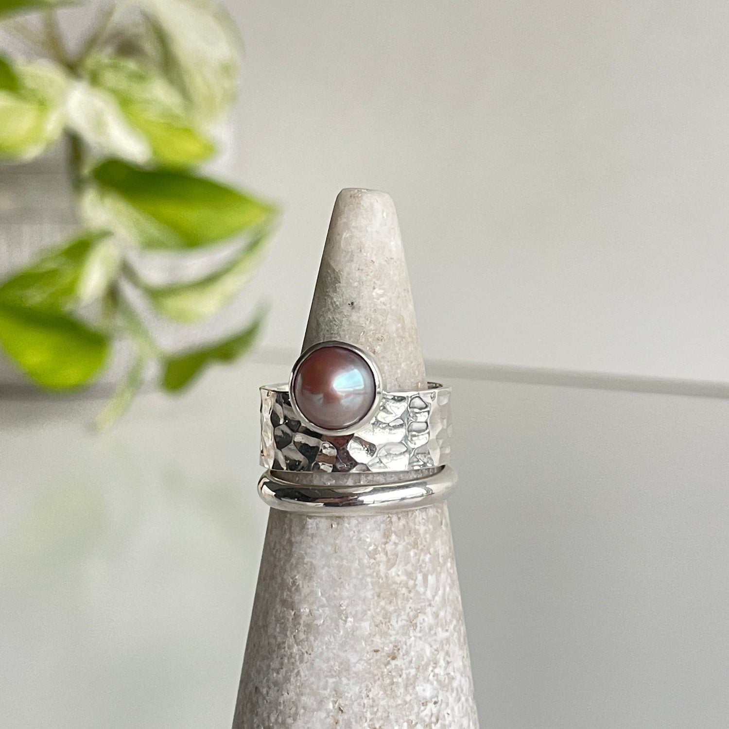 Pink Pearl Round Ring Sz7 002