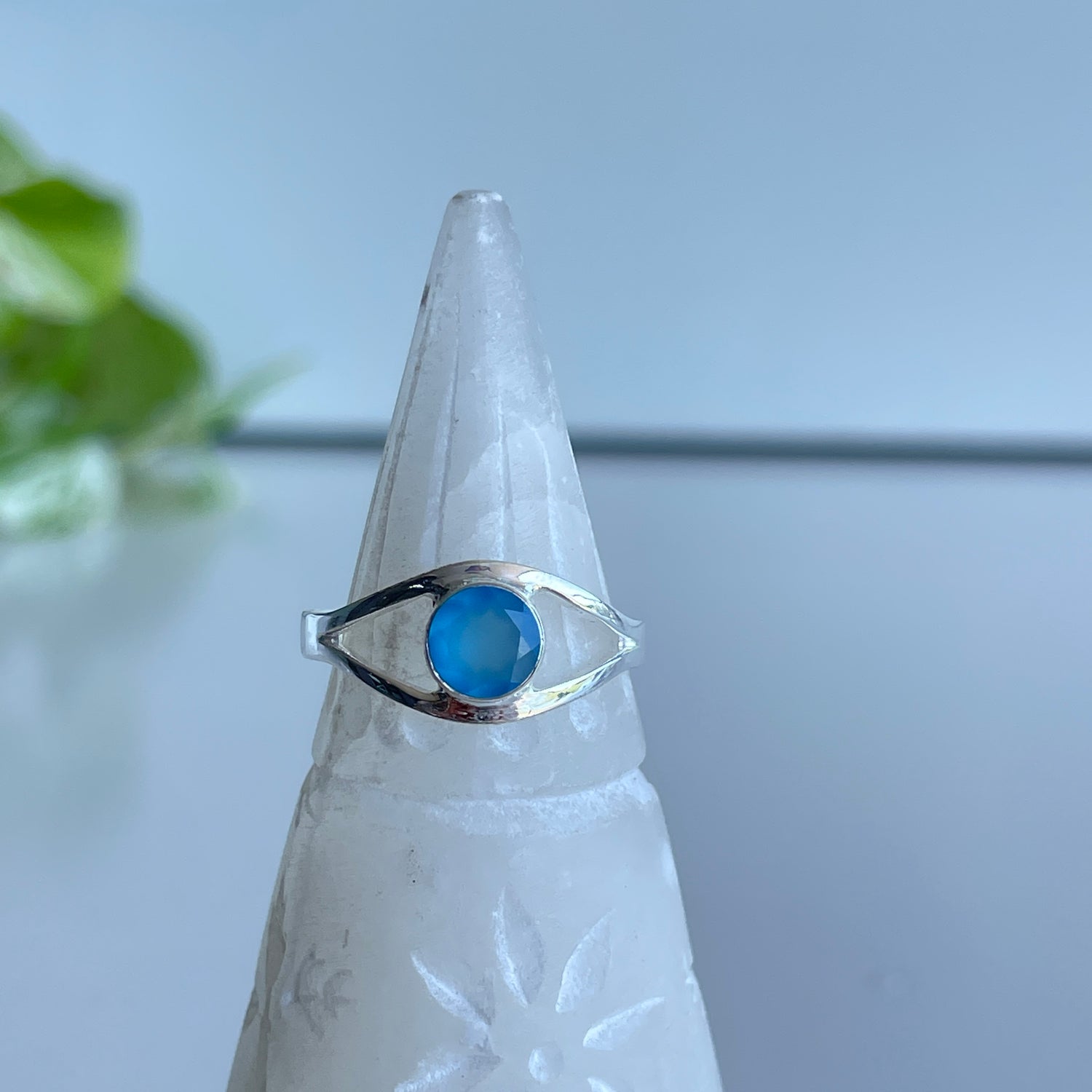 Chalcedony Round Ring R4035