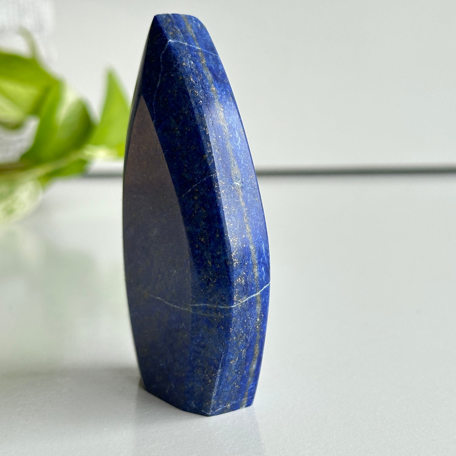 Lapis Lazuli Flame 8.6cm