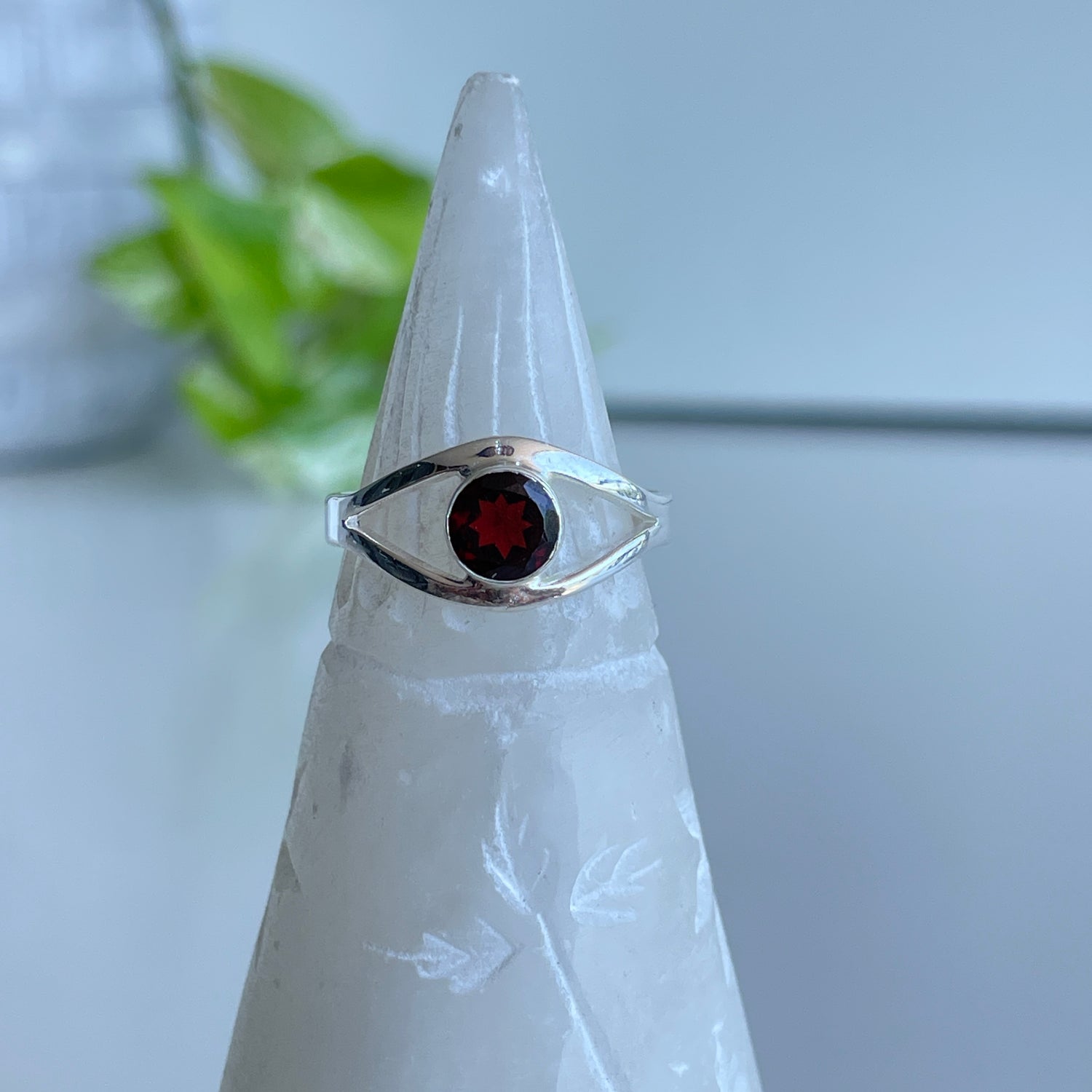 Garnet Faceted Round Ring R4035