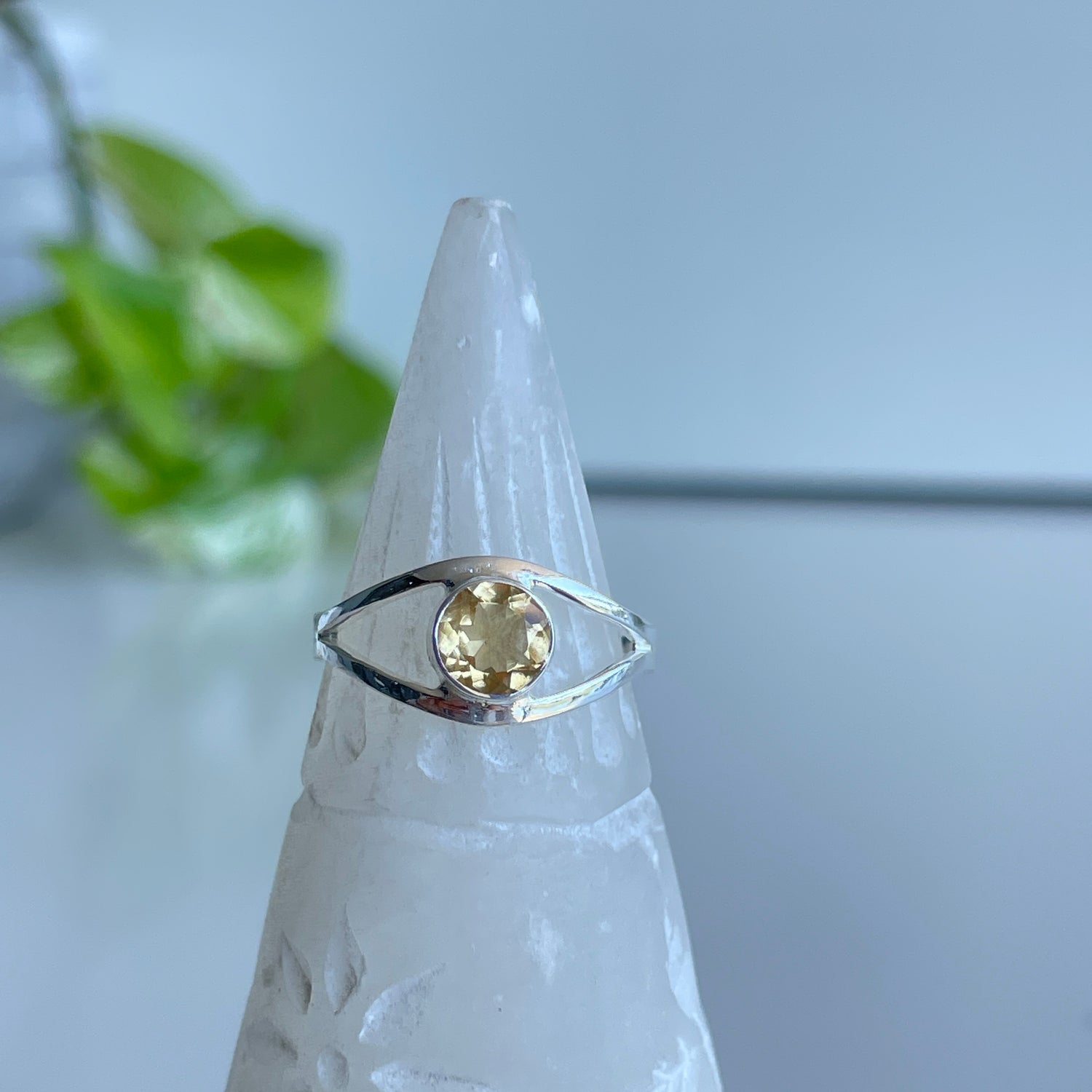 Citrine Faceted Round Ring R4035