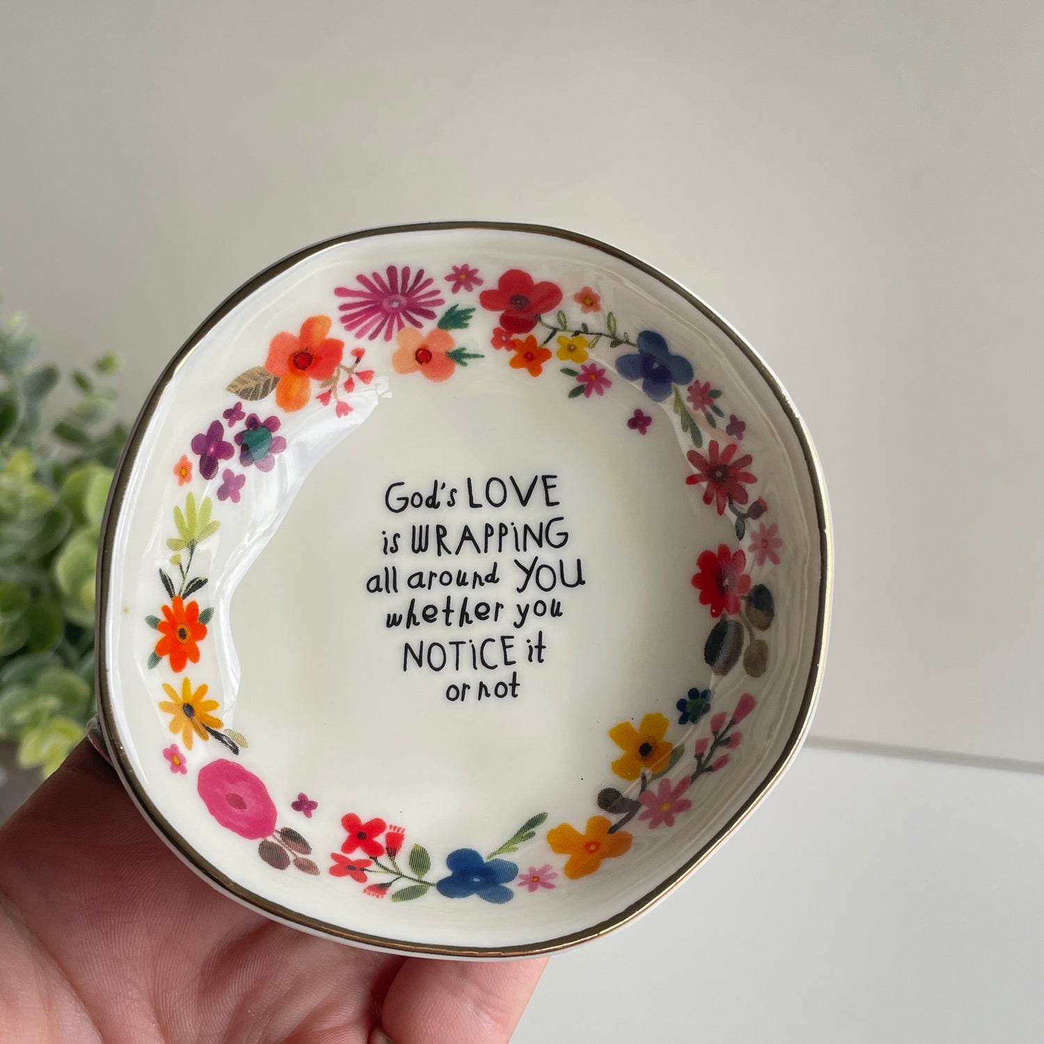 Gods Love Dish DSH000098