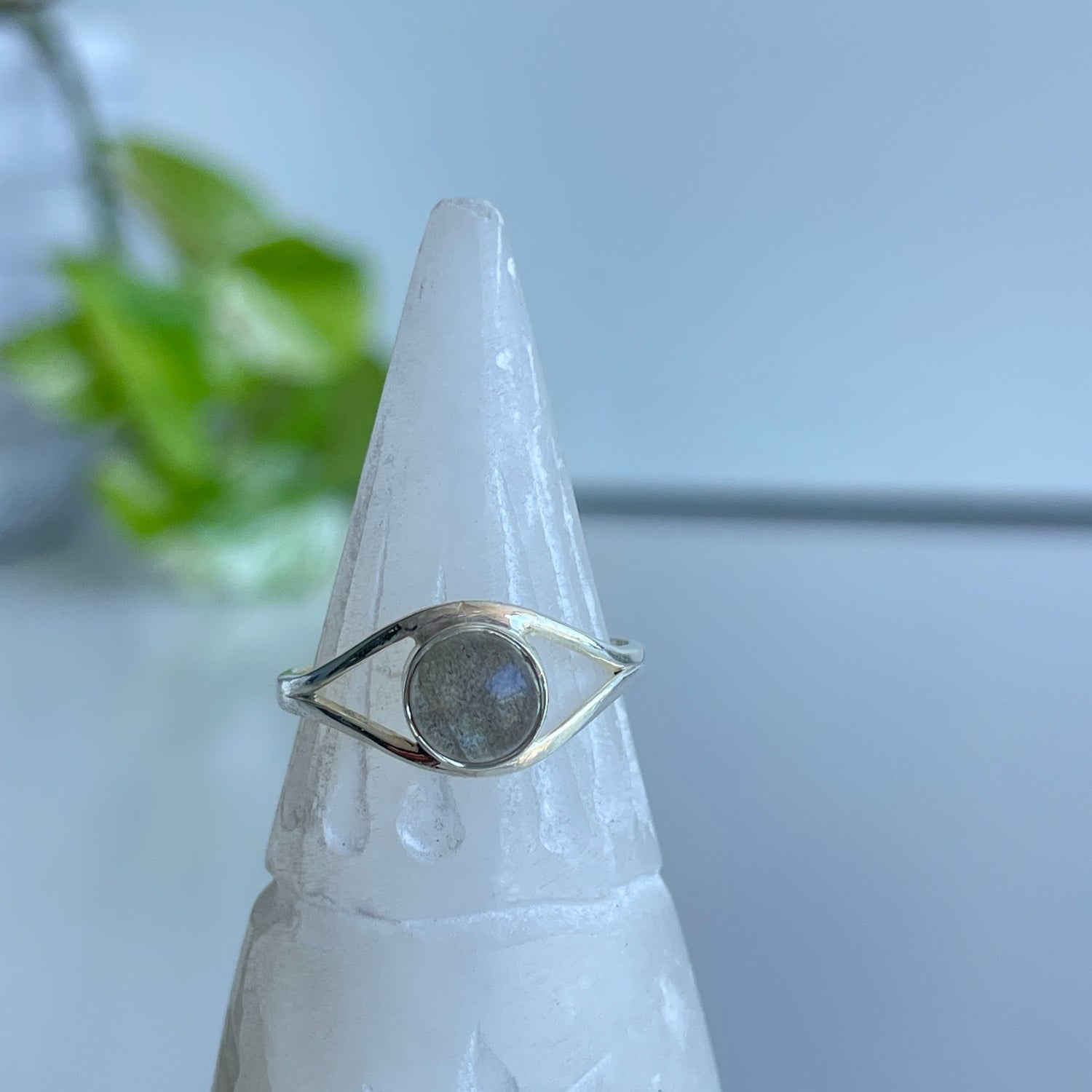 Labradorite Round Ring Sz7