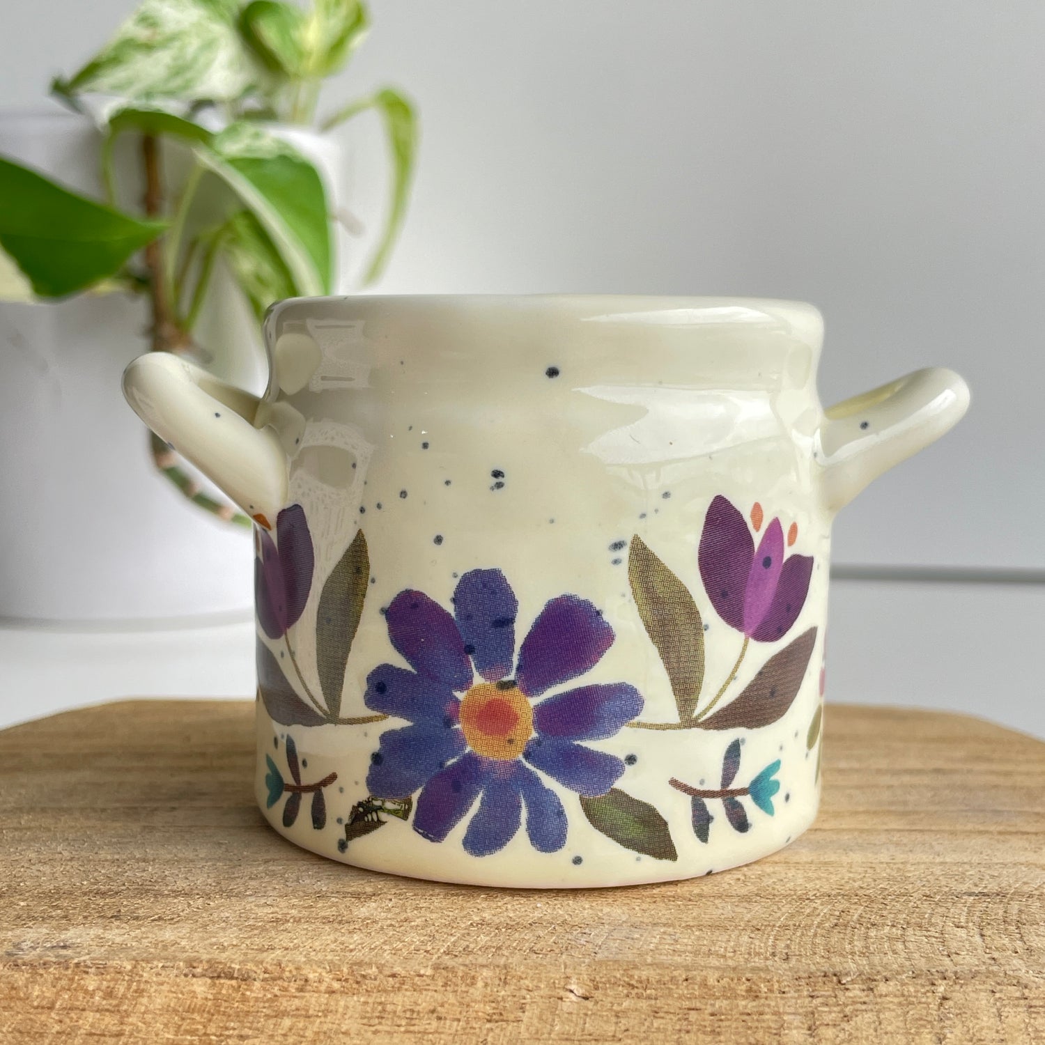 You Make The World Planter PLNT000046