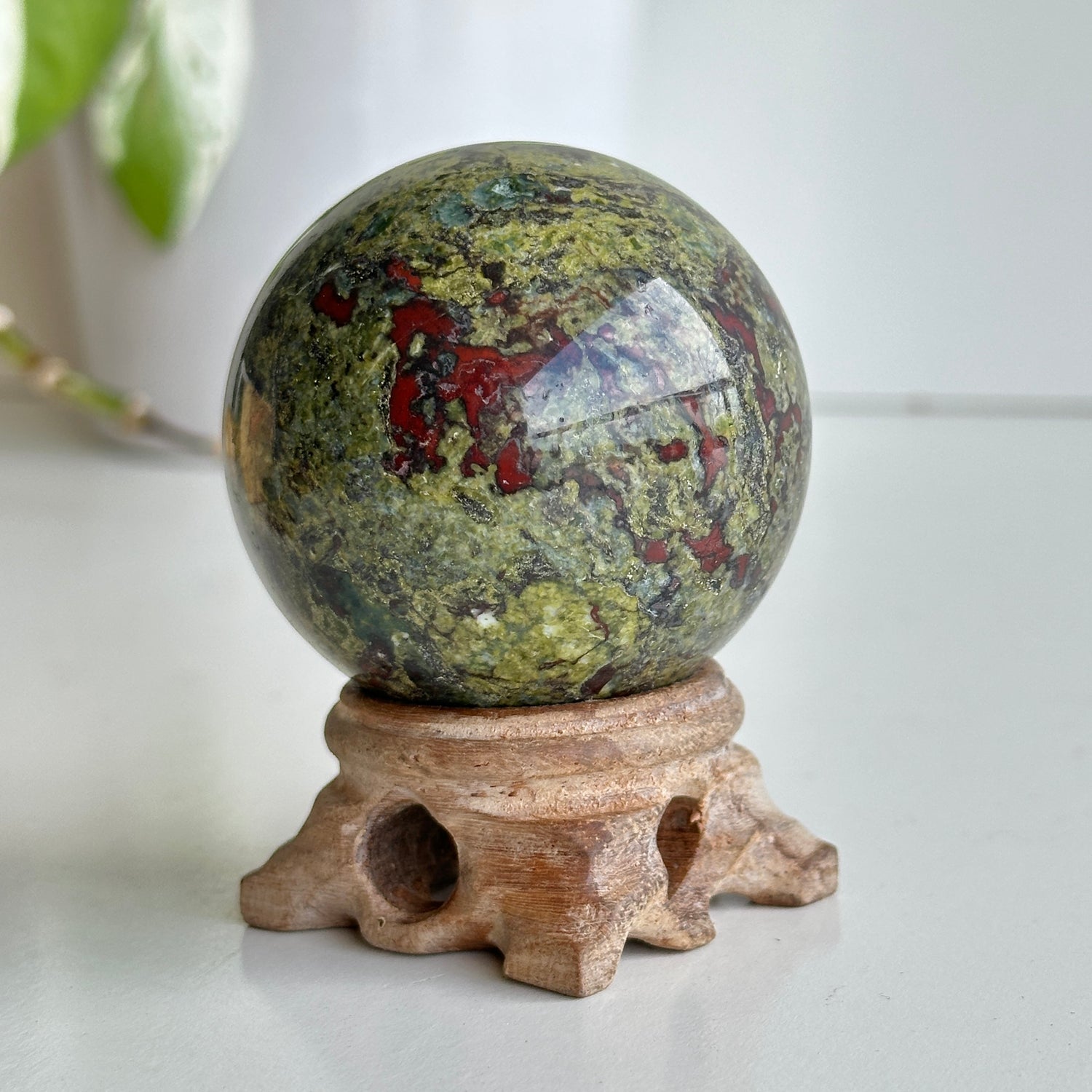 Dragons Blood Sphere 5.5cm