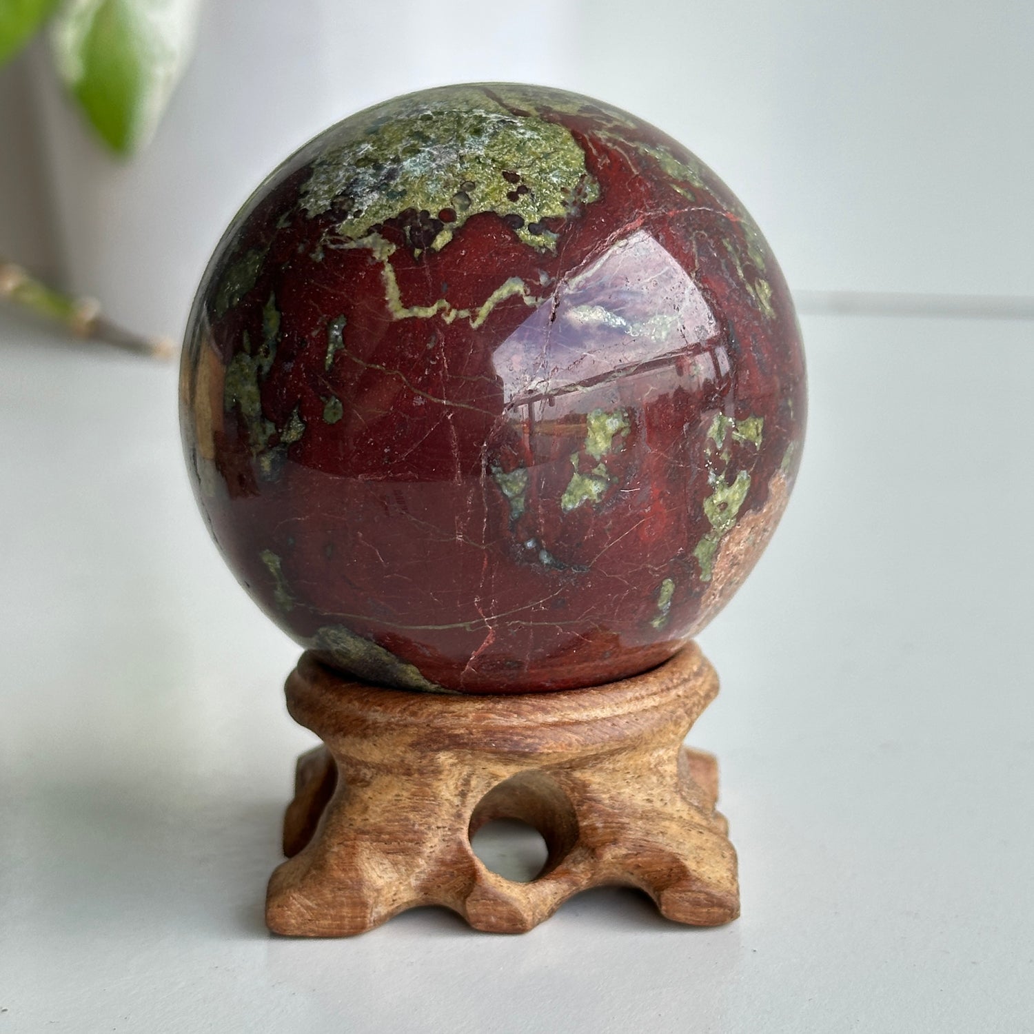 Dragons Blood Sphere 6.2cm