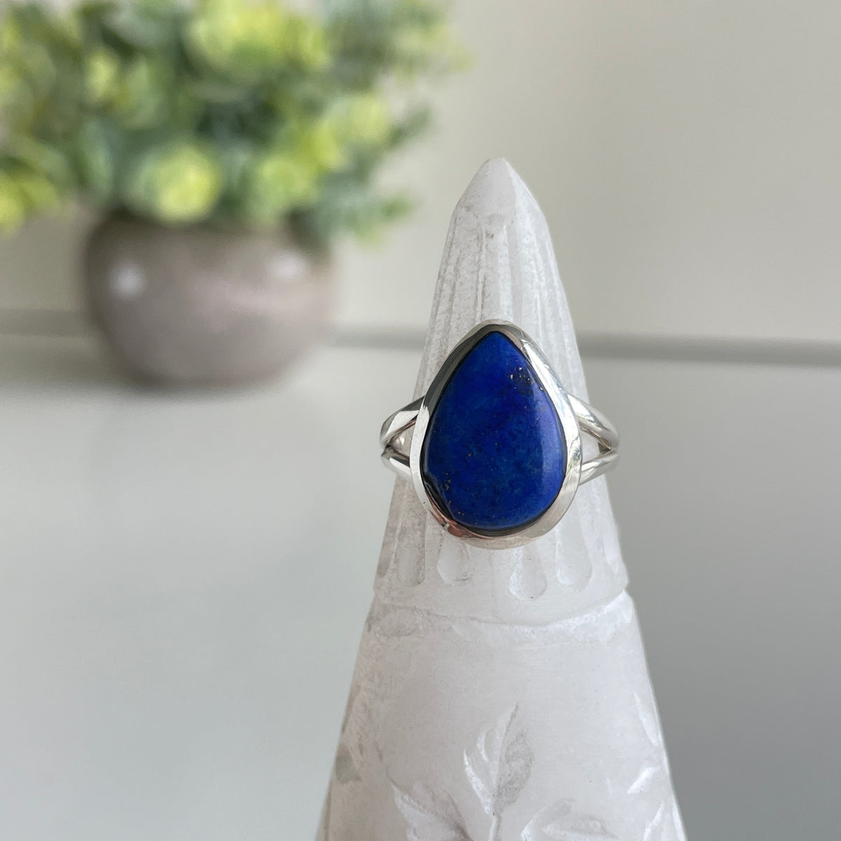 Lapis Lazuli Teardrop Ring Sz6 001