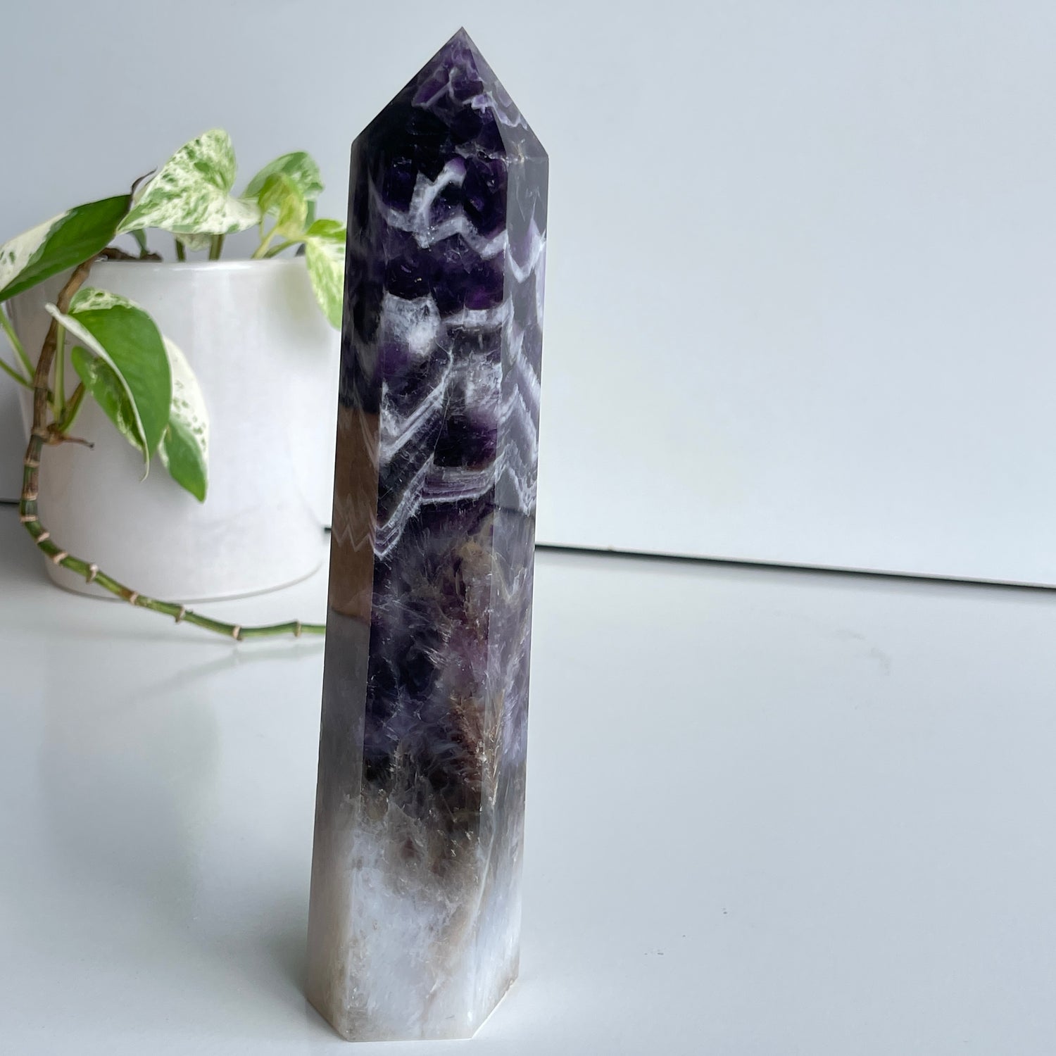 Chevron Amethyst Generator 21.7cm