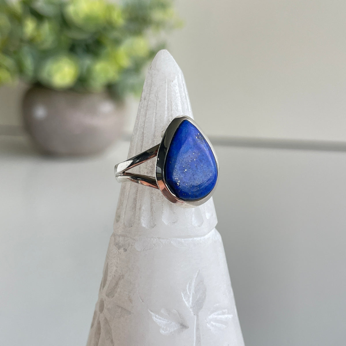 Lapis Lazuli Teardrop Ring Sz6 001