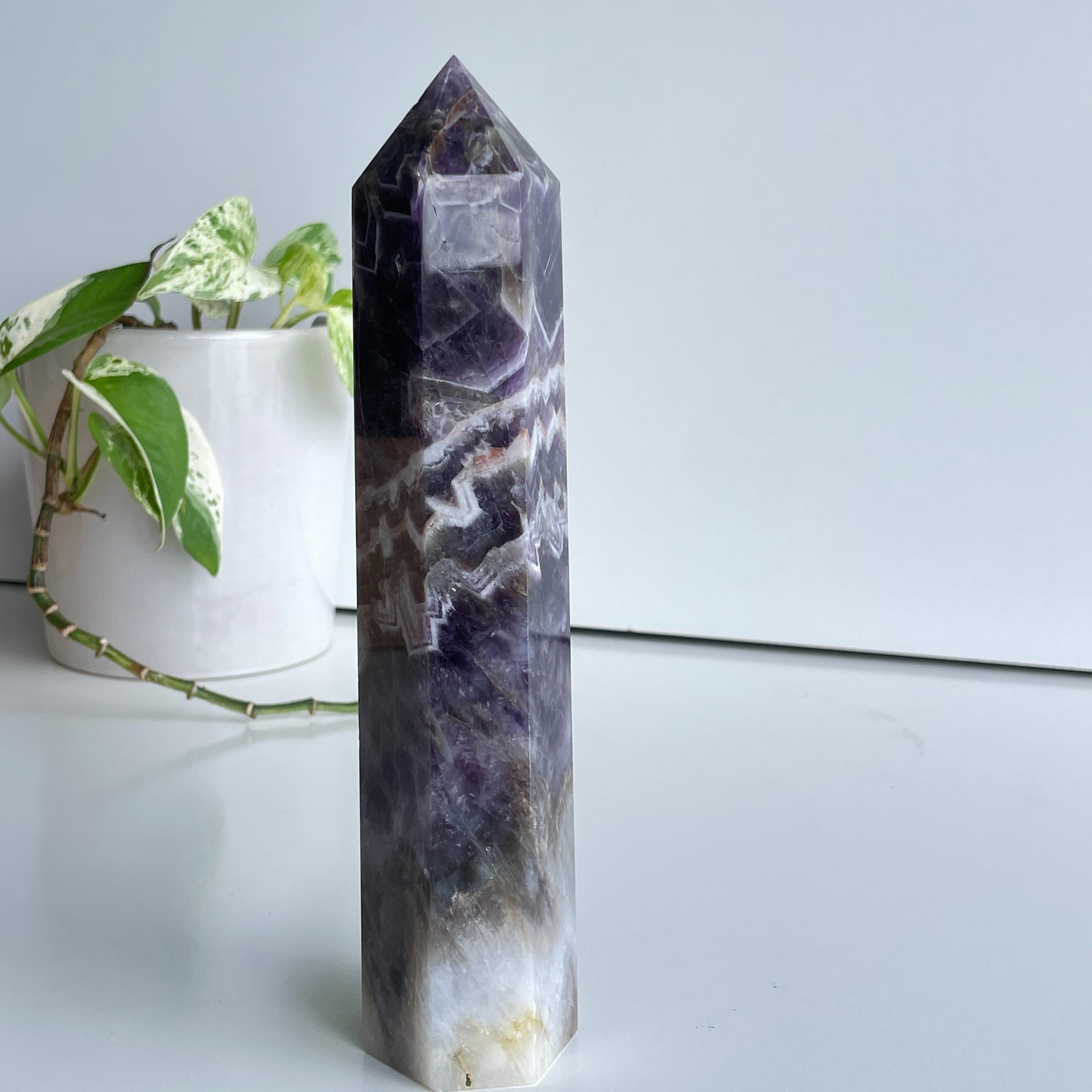 Chevron Amethyst Generator 22.1cm