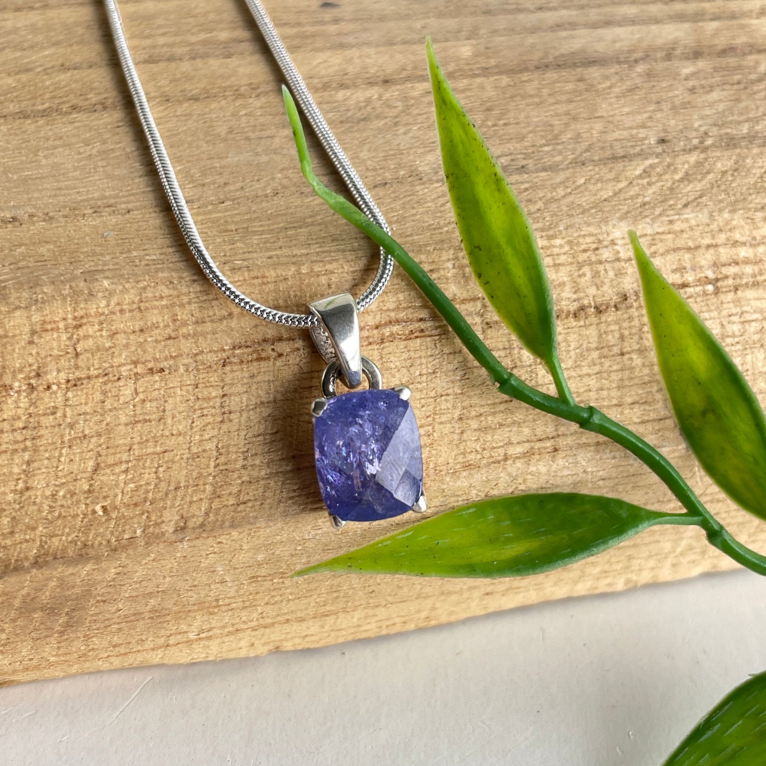 Tanzanite Oval Pendant