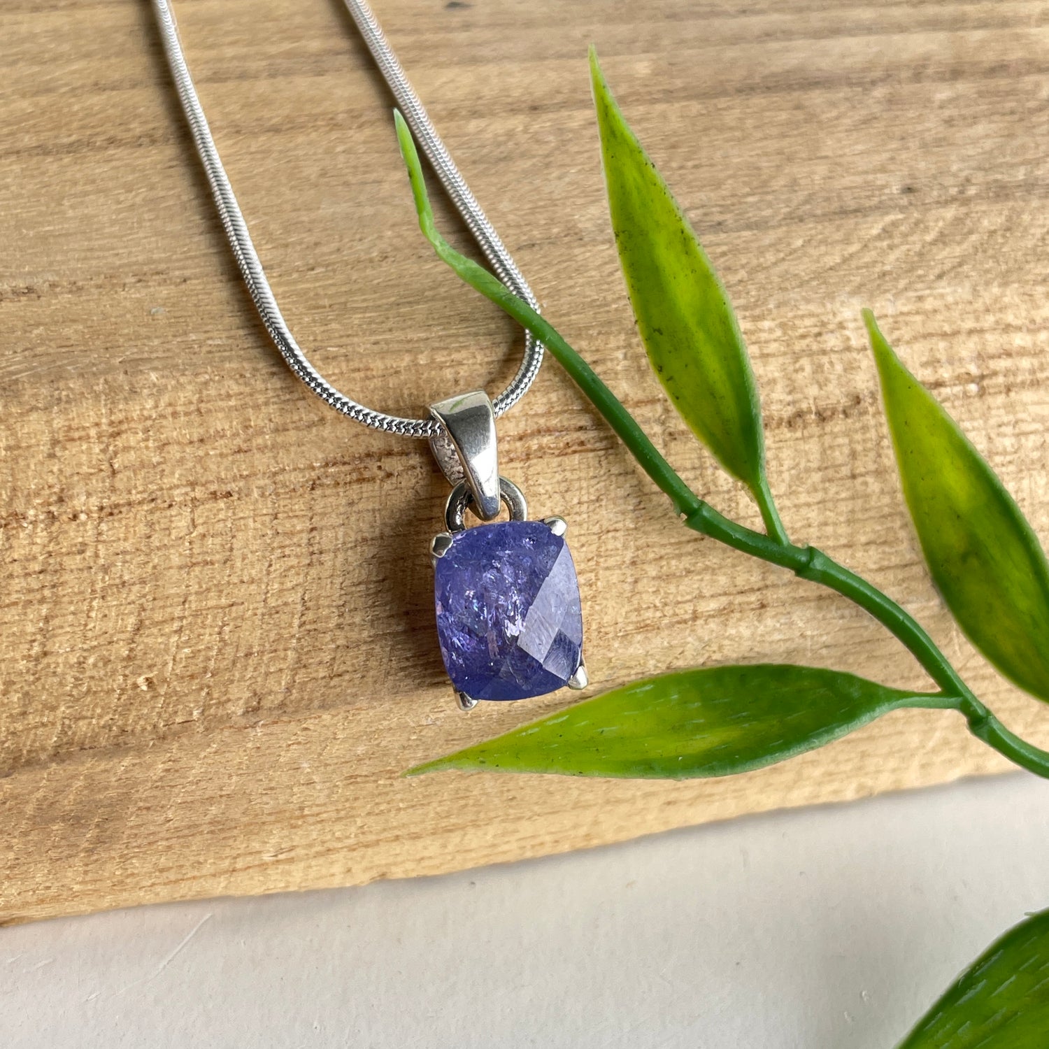 Tanzanite Oval Pendant