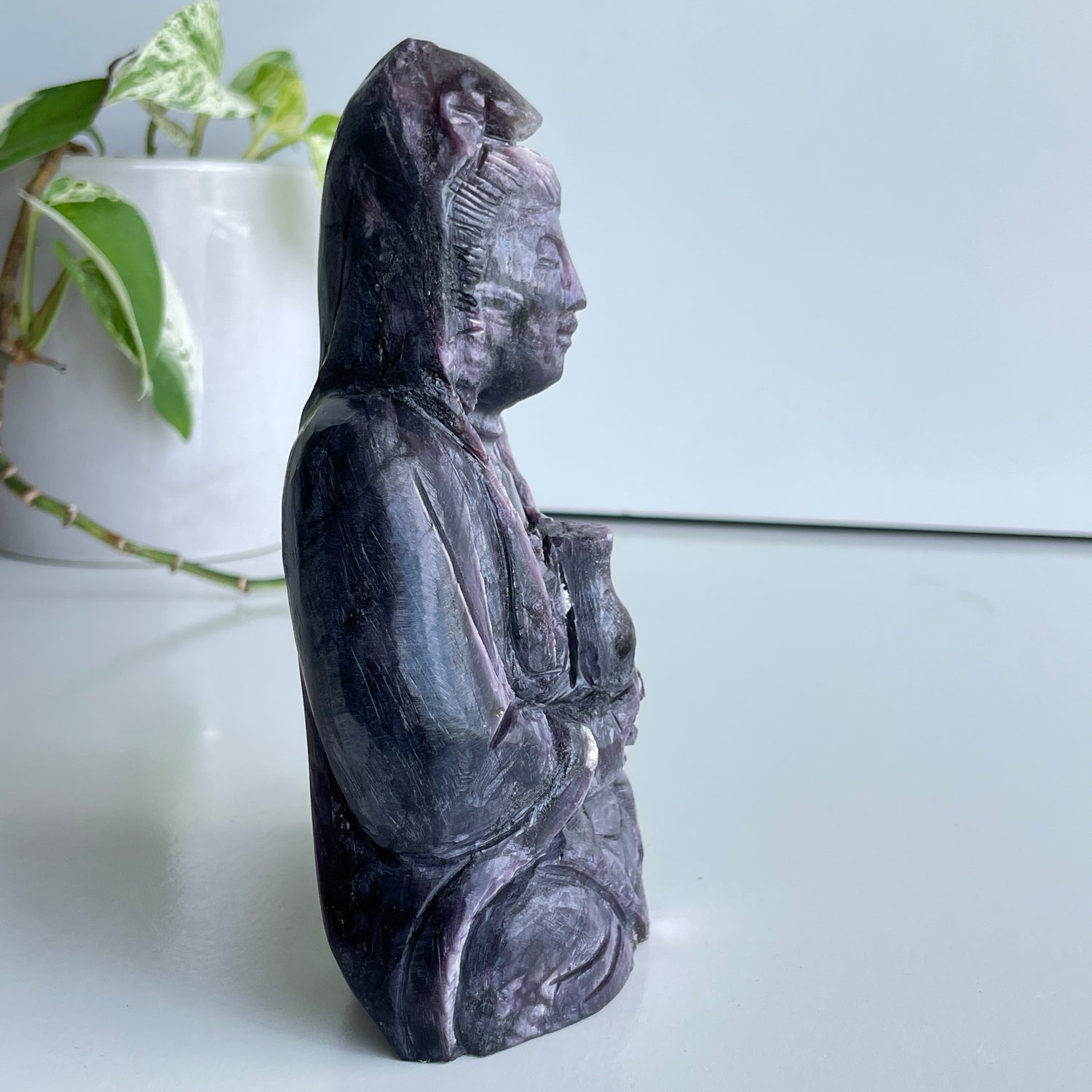 Lepidolite Quan Yin 3