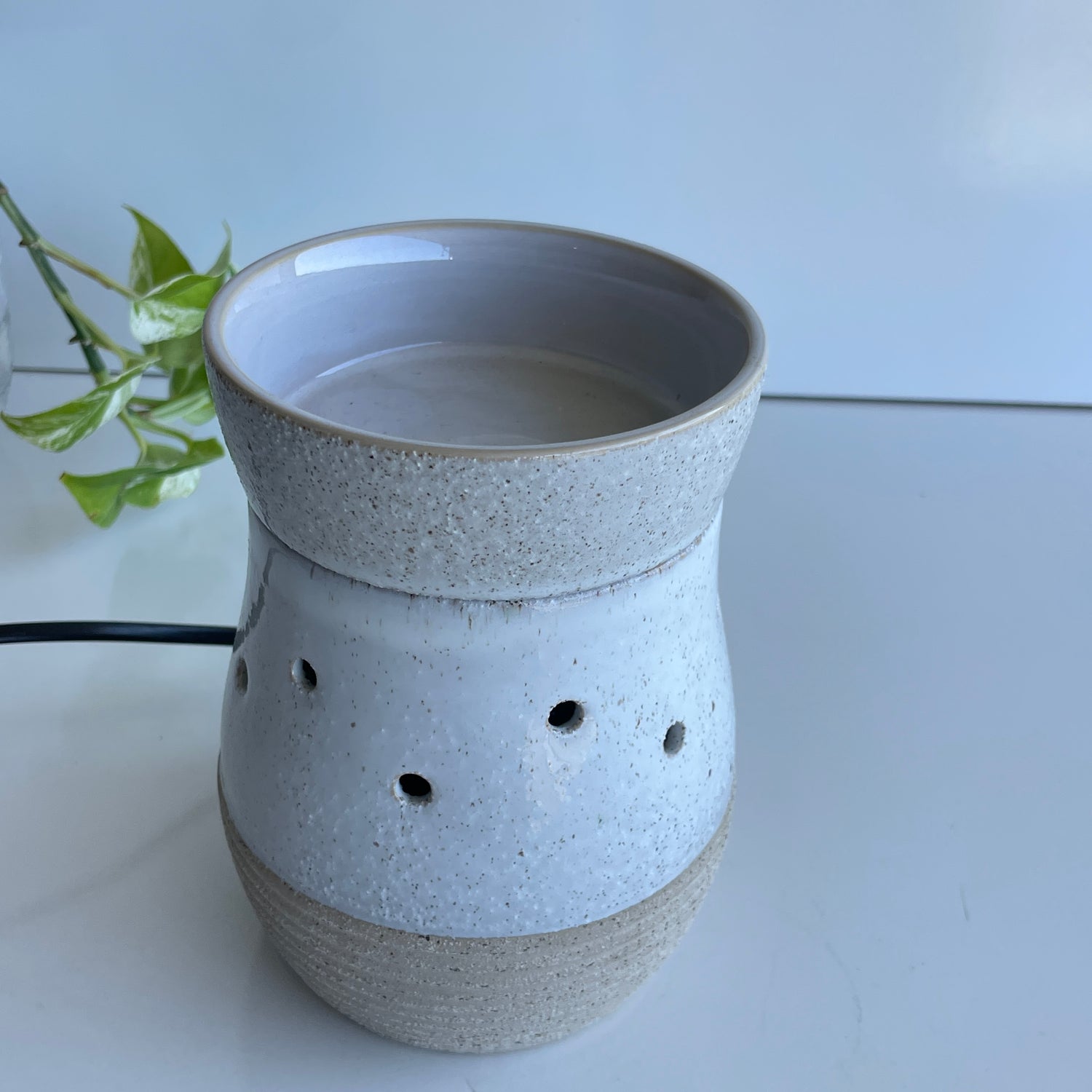 Rustic White Illumination Warmer