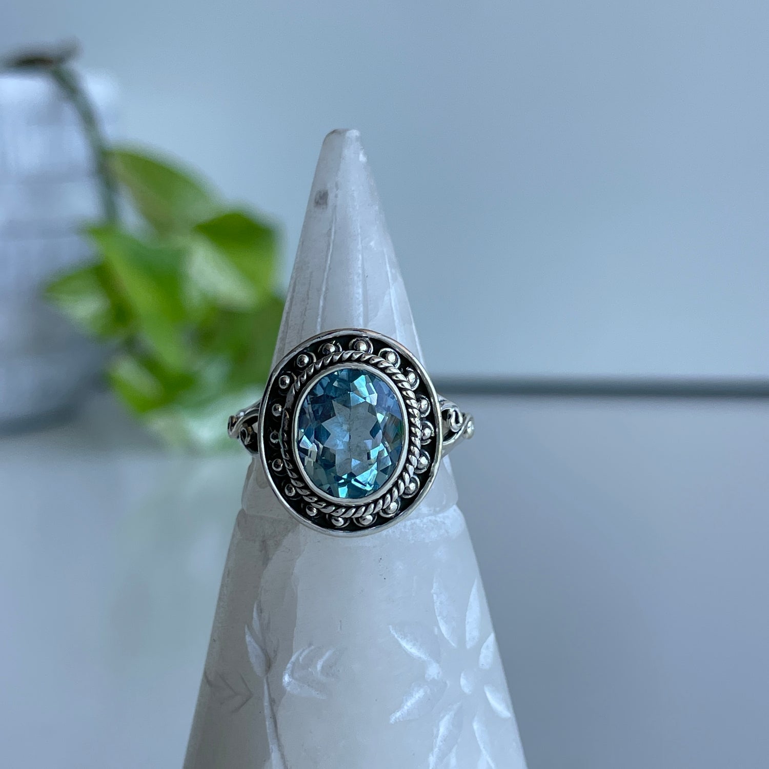 Blue Topaz Oval Detailed Ring