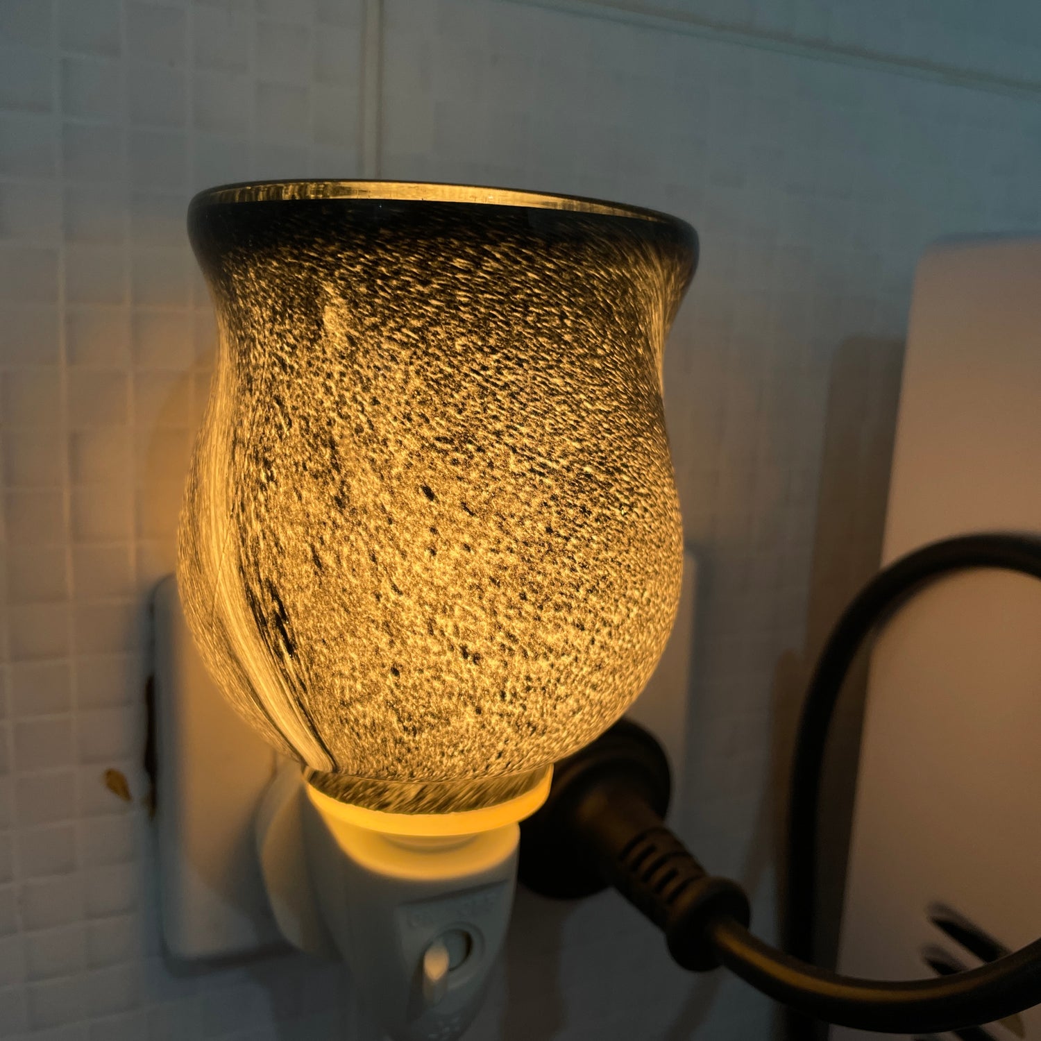 Obsidian Pluggable Wax Warmer