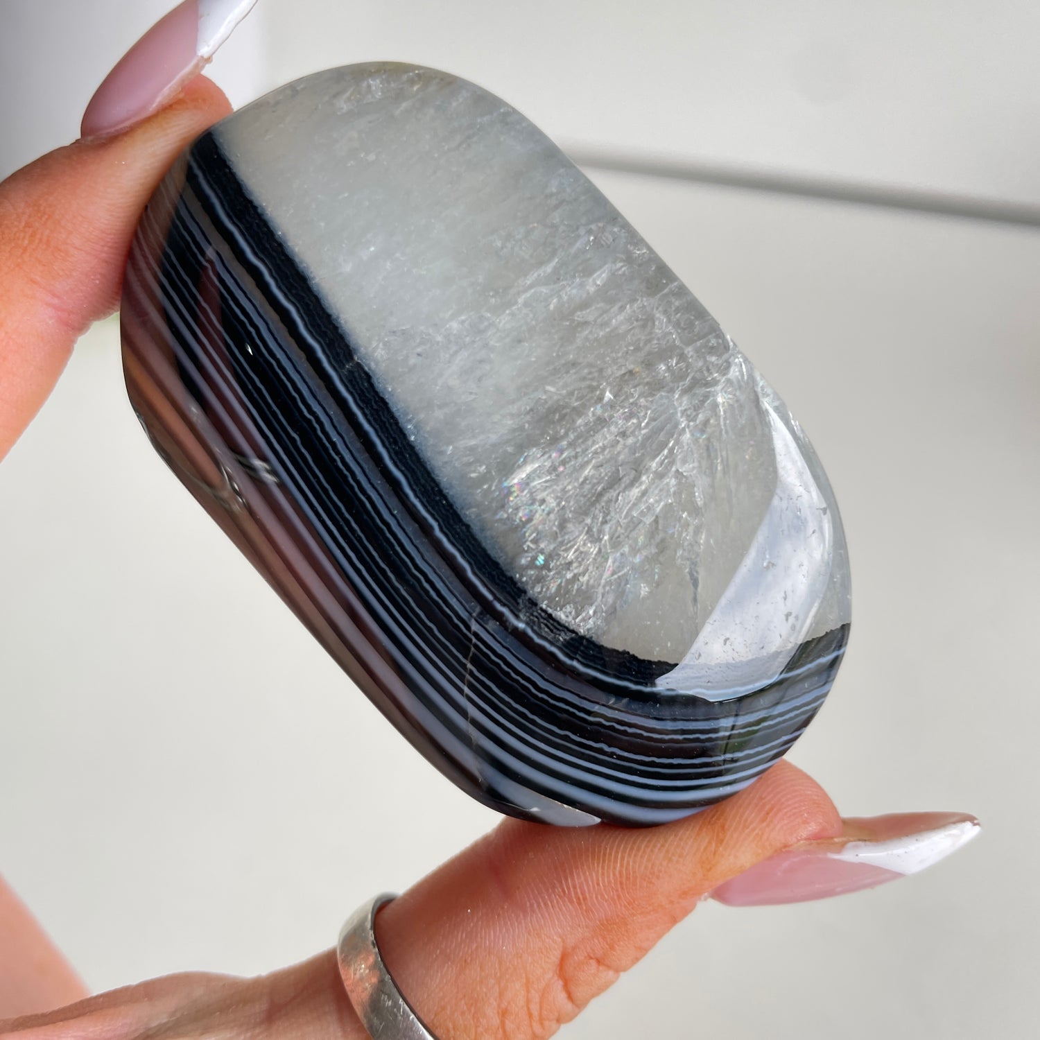 Black Agate Palmstone Med