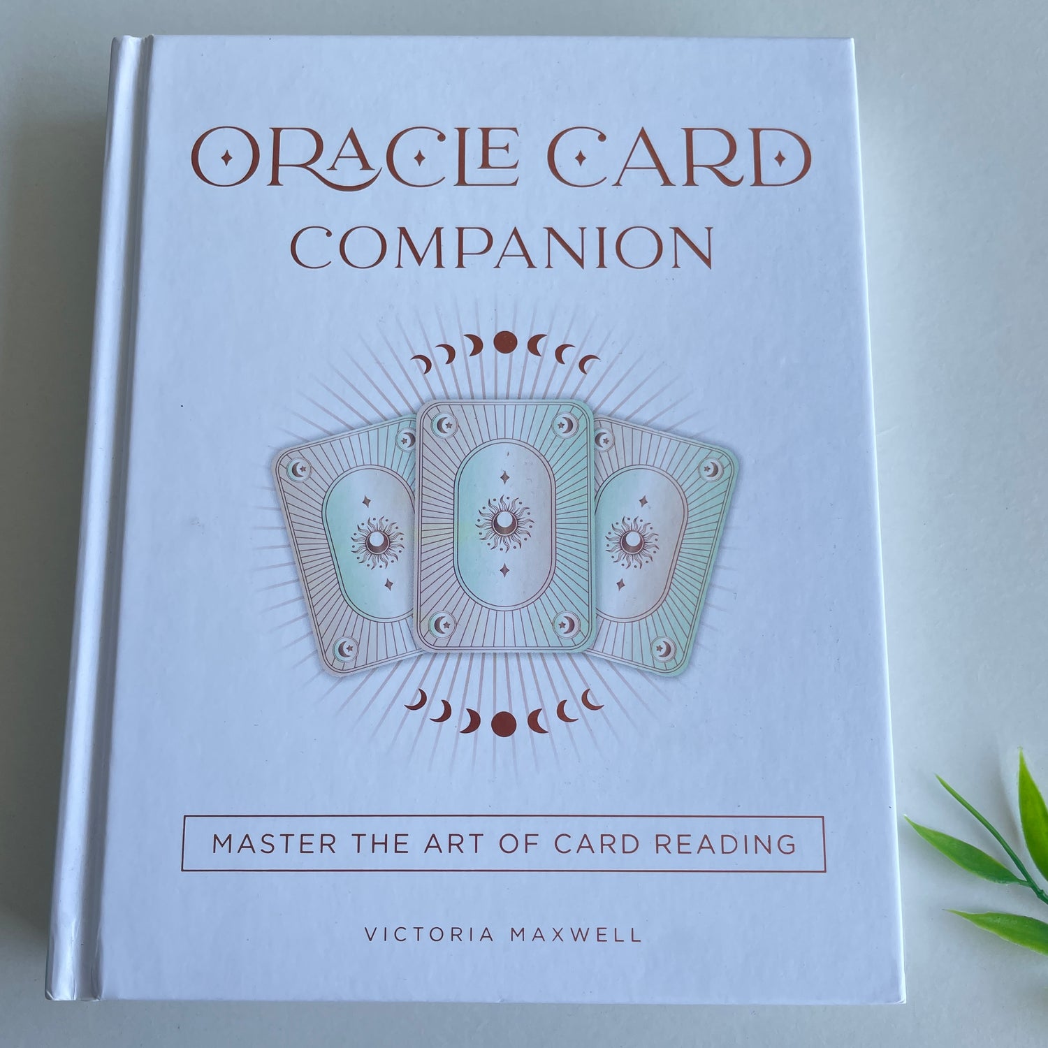 Oracle Card Companion Victoria Maxwell