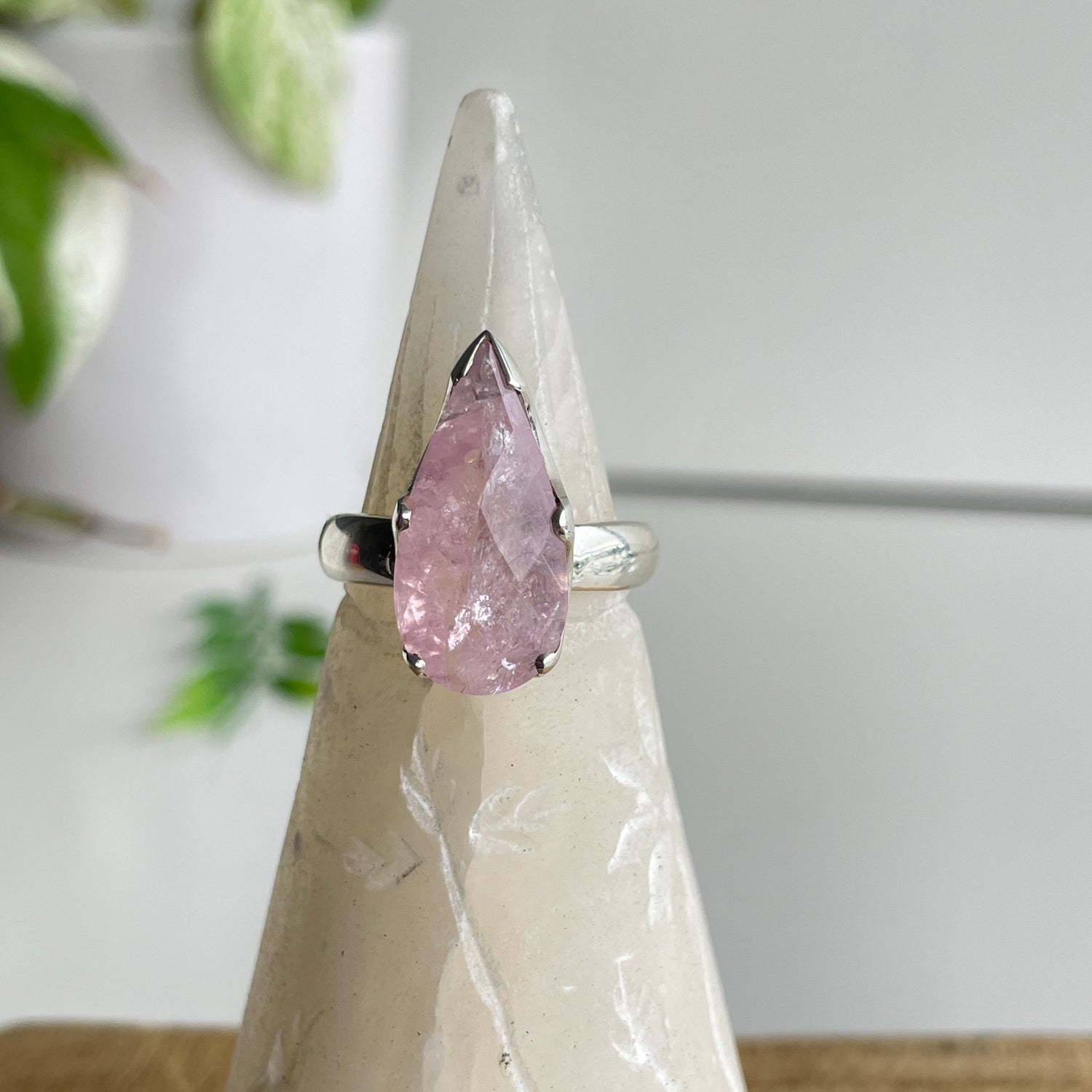 Morganite Teardrop Ring Sz10