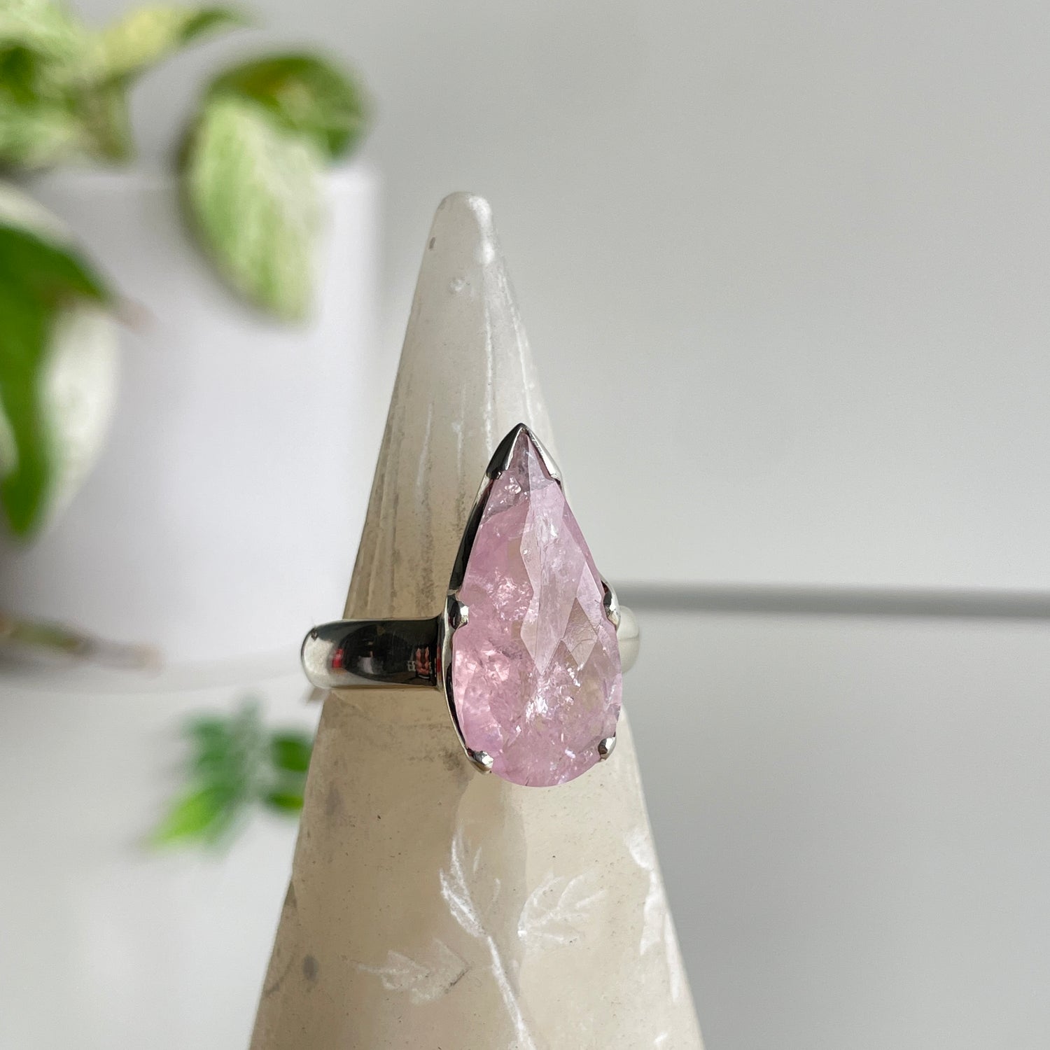 Morganite Teardrop Ring Sz10