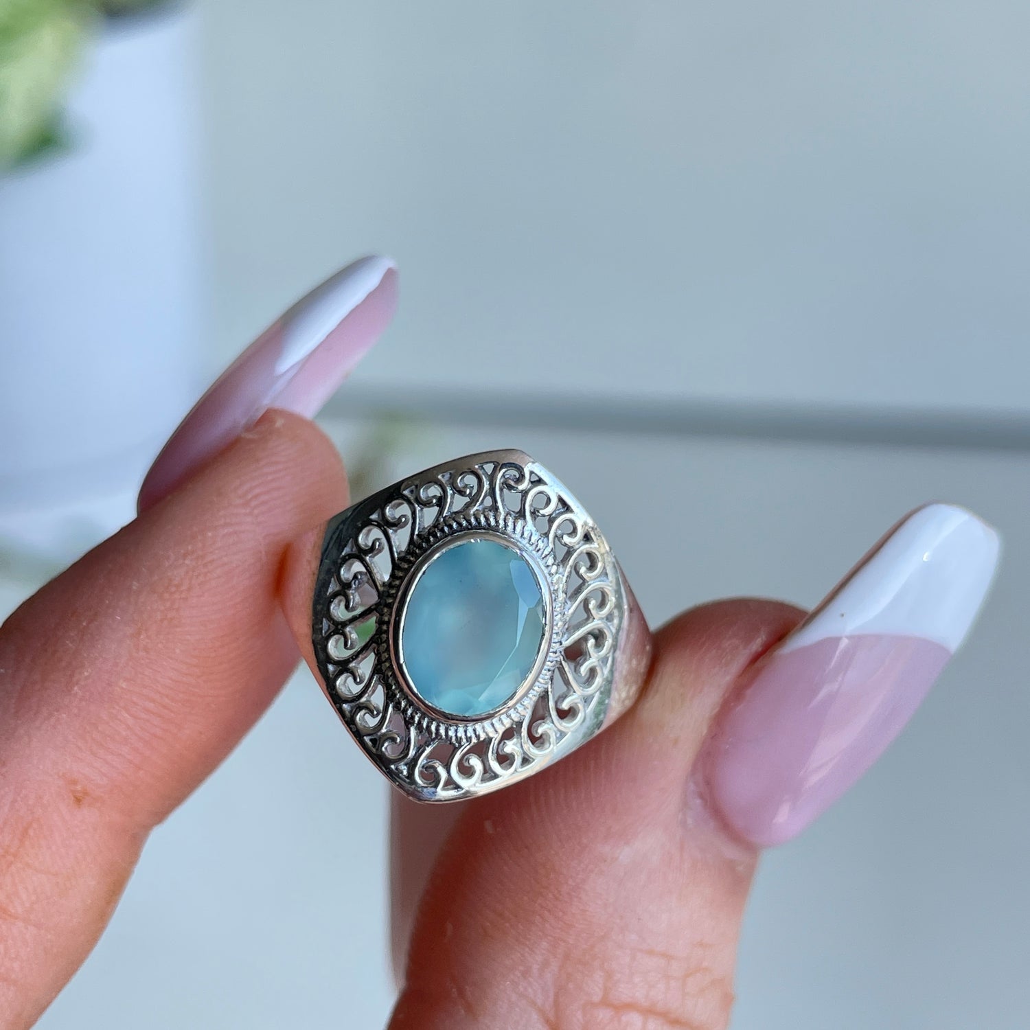 Aqua Chalcedony Oval Ring Sz7