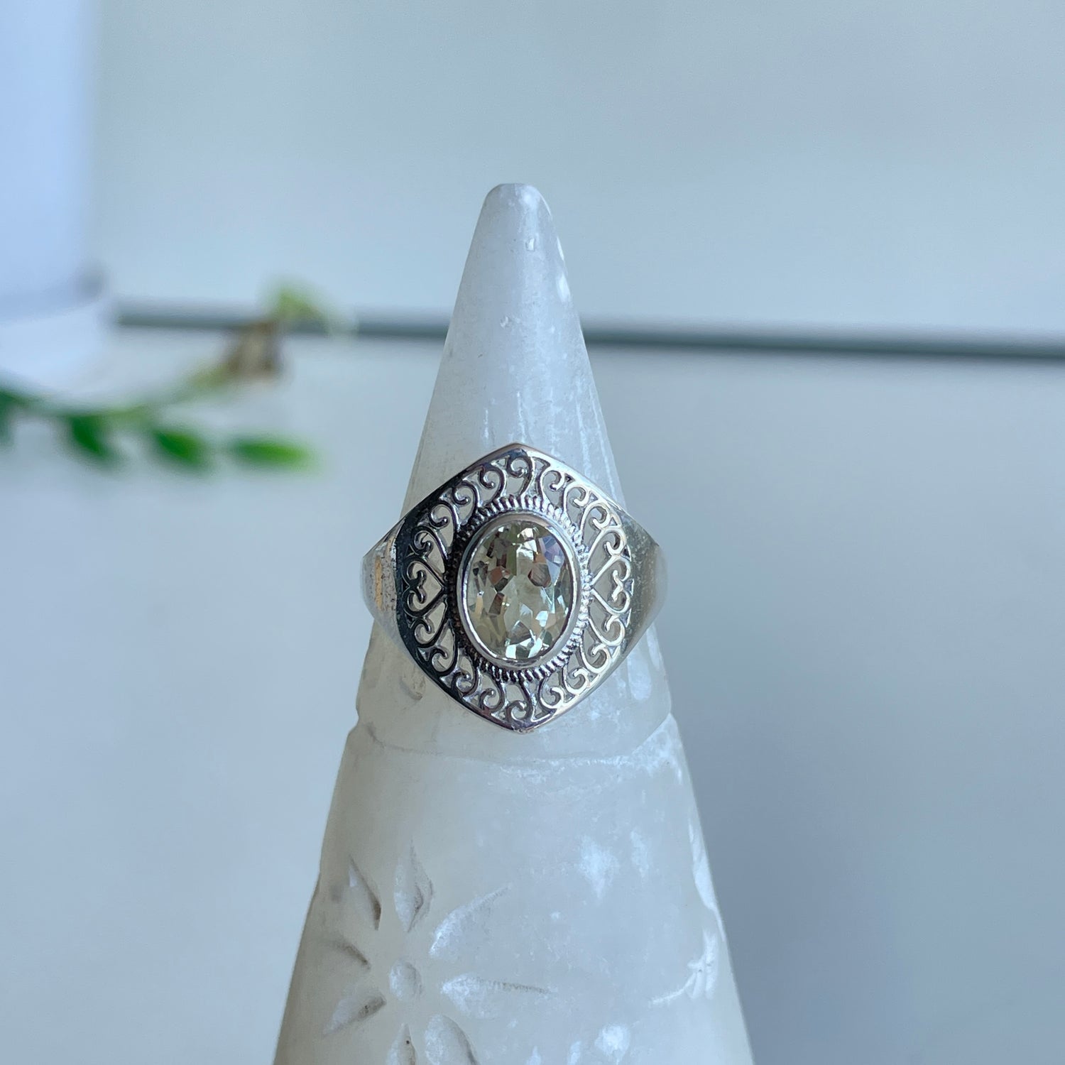 Green Amethyst Oval Ring