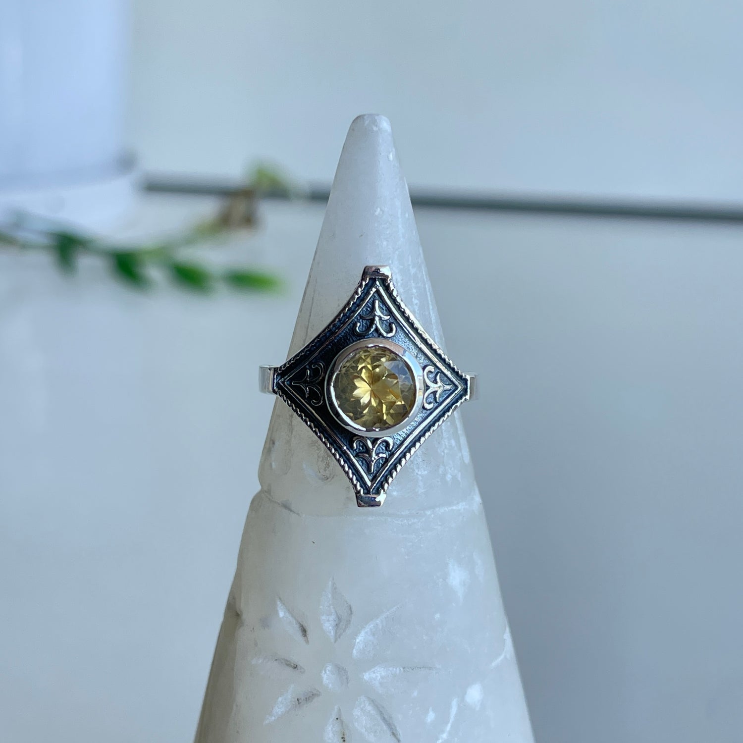 Citrine Round Ring R3766
