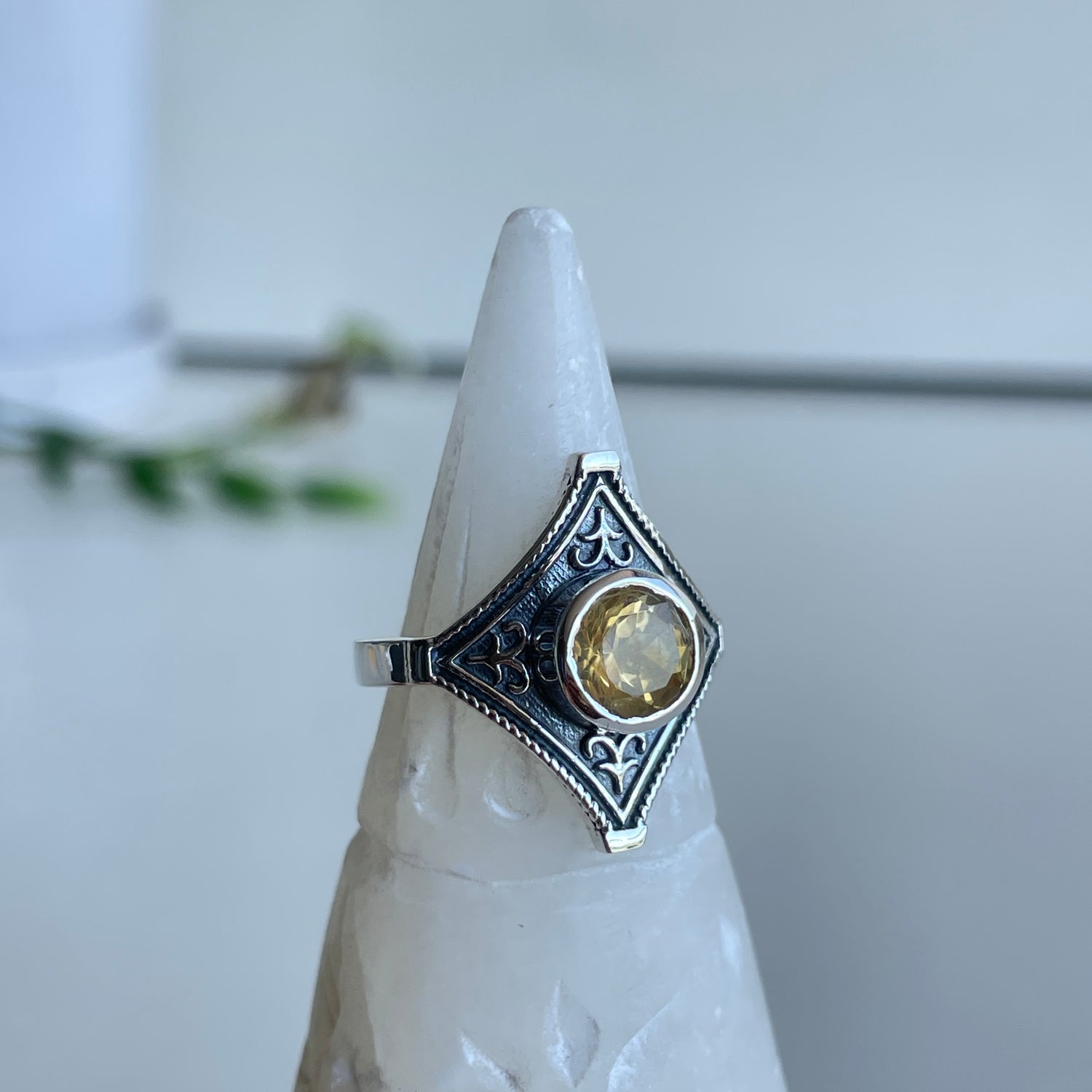 Citrine Round Ring R3766