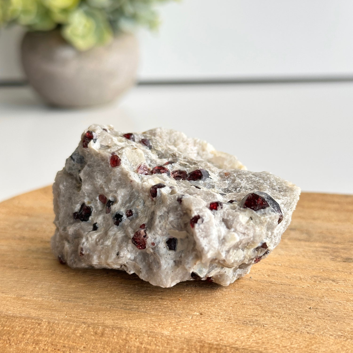 Garnet In Quartz Matrix Pce 146g
