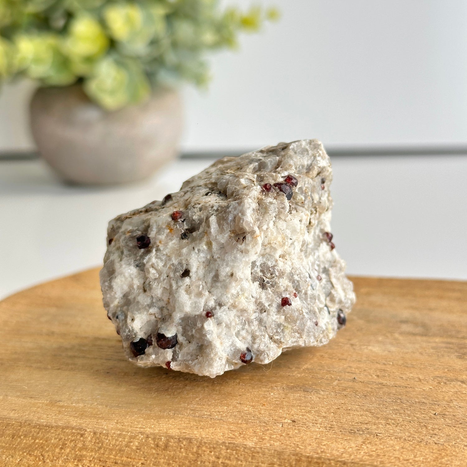 Garnet In Quartz Matrix Pce 140g