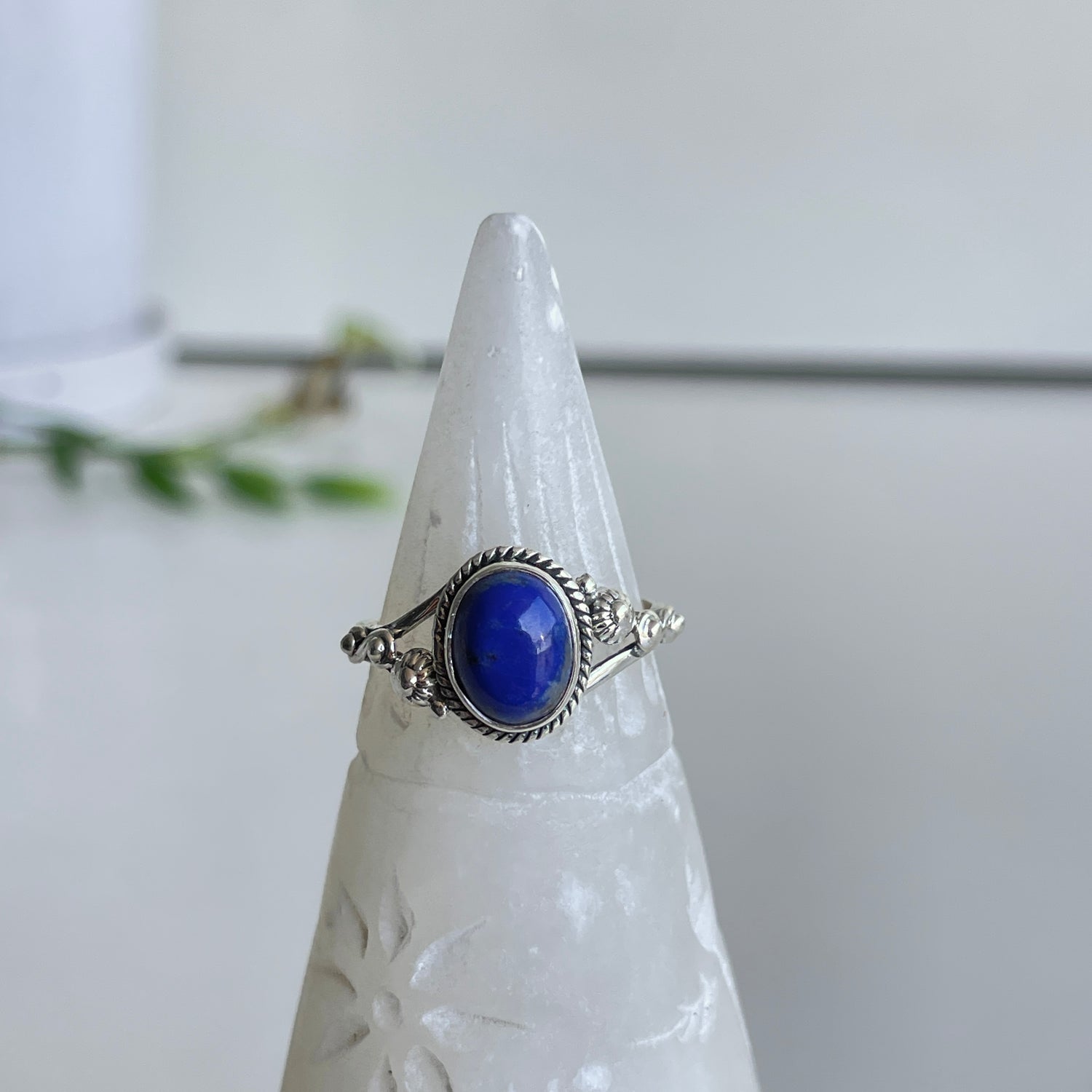 Lapis Lazuli Oval Ring R4957 Sz8