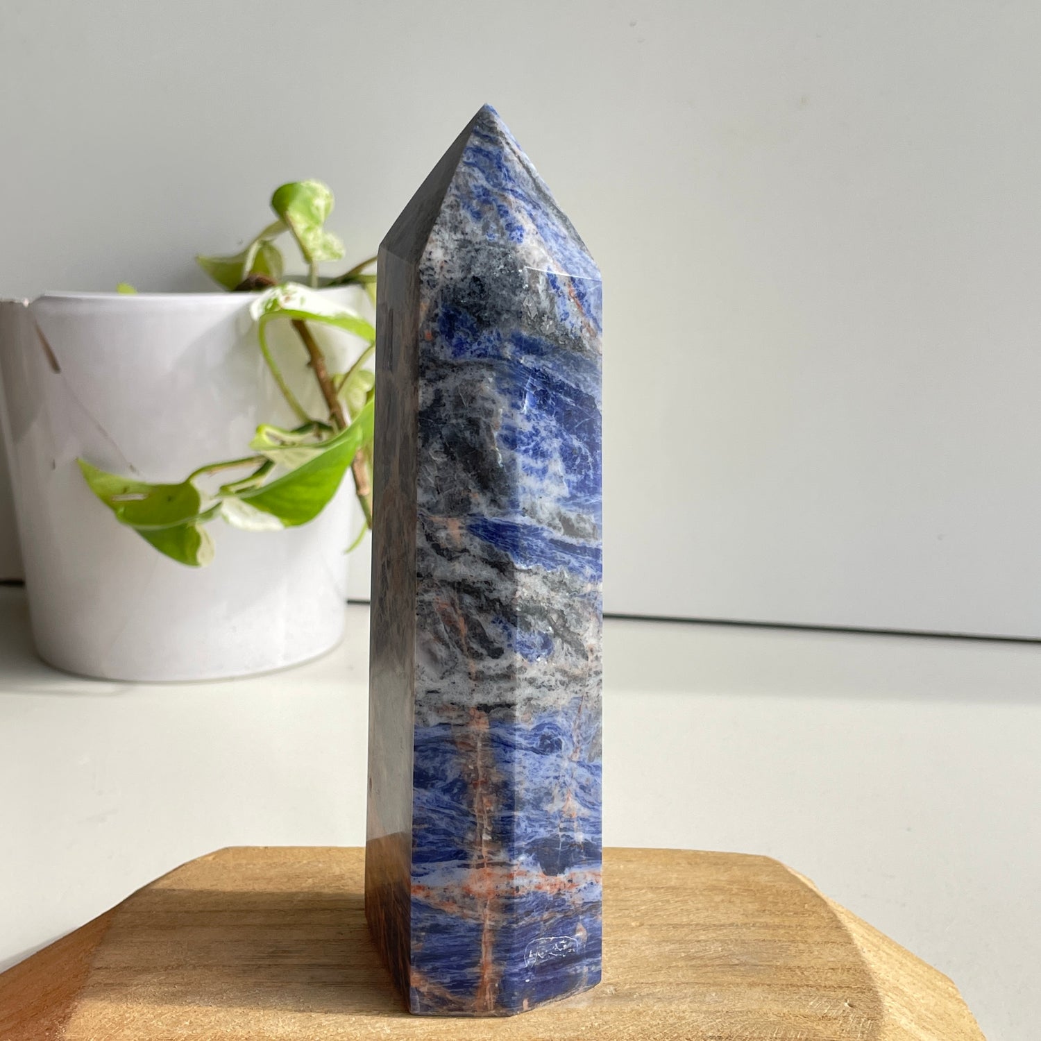 Sodalite Generator 16.5cm