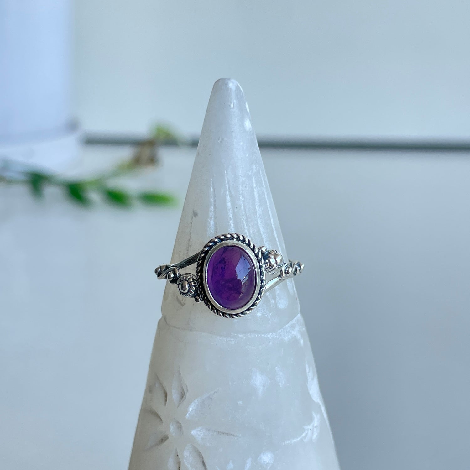 Amethyst Oval Ring R4957