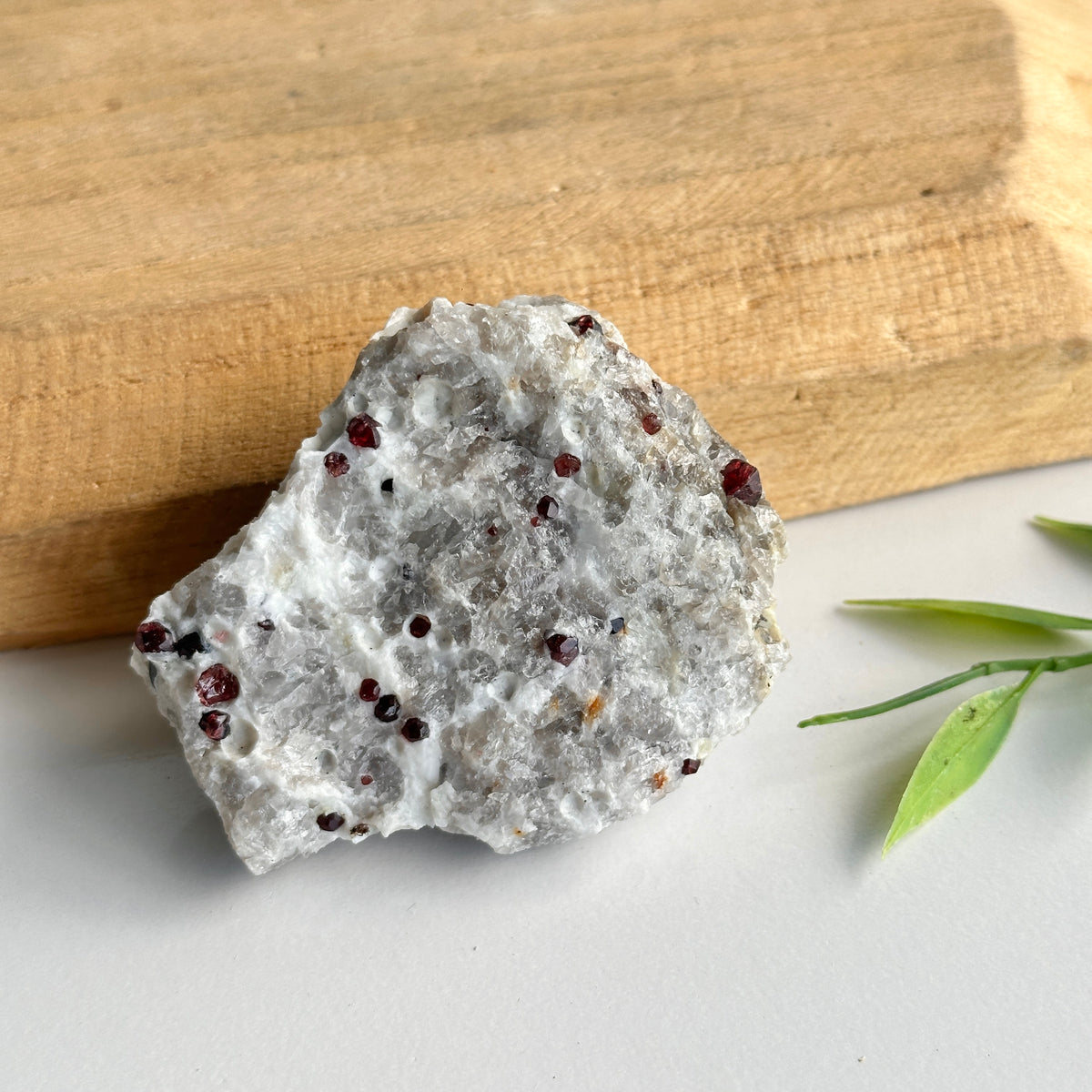 Garnet In Quartz Matrix Pce 108g