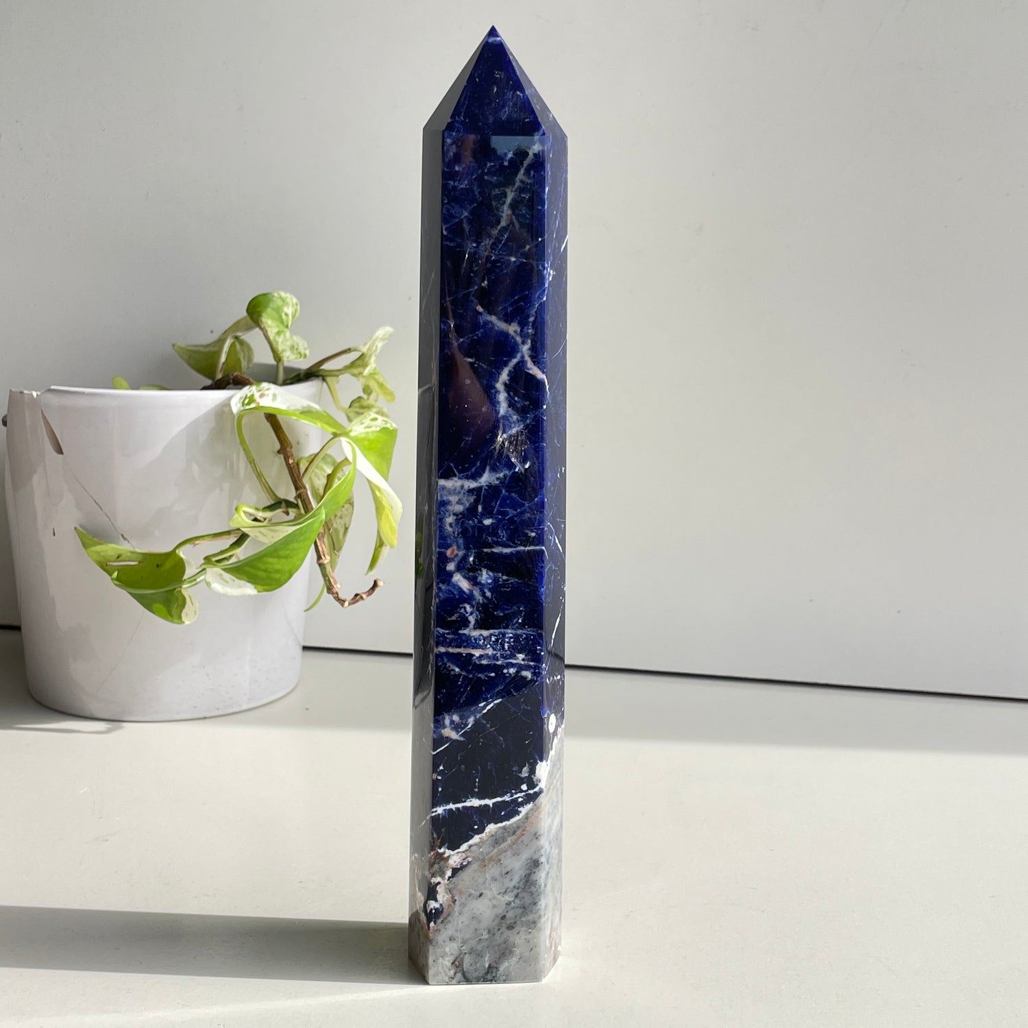 Sodalite Generator 26.9cm