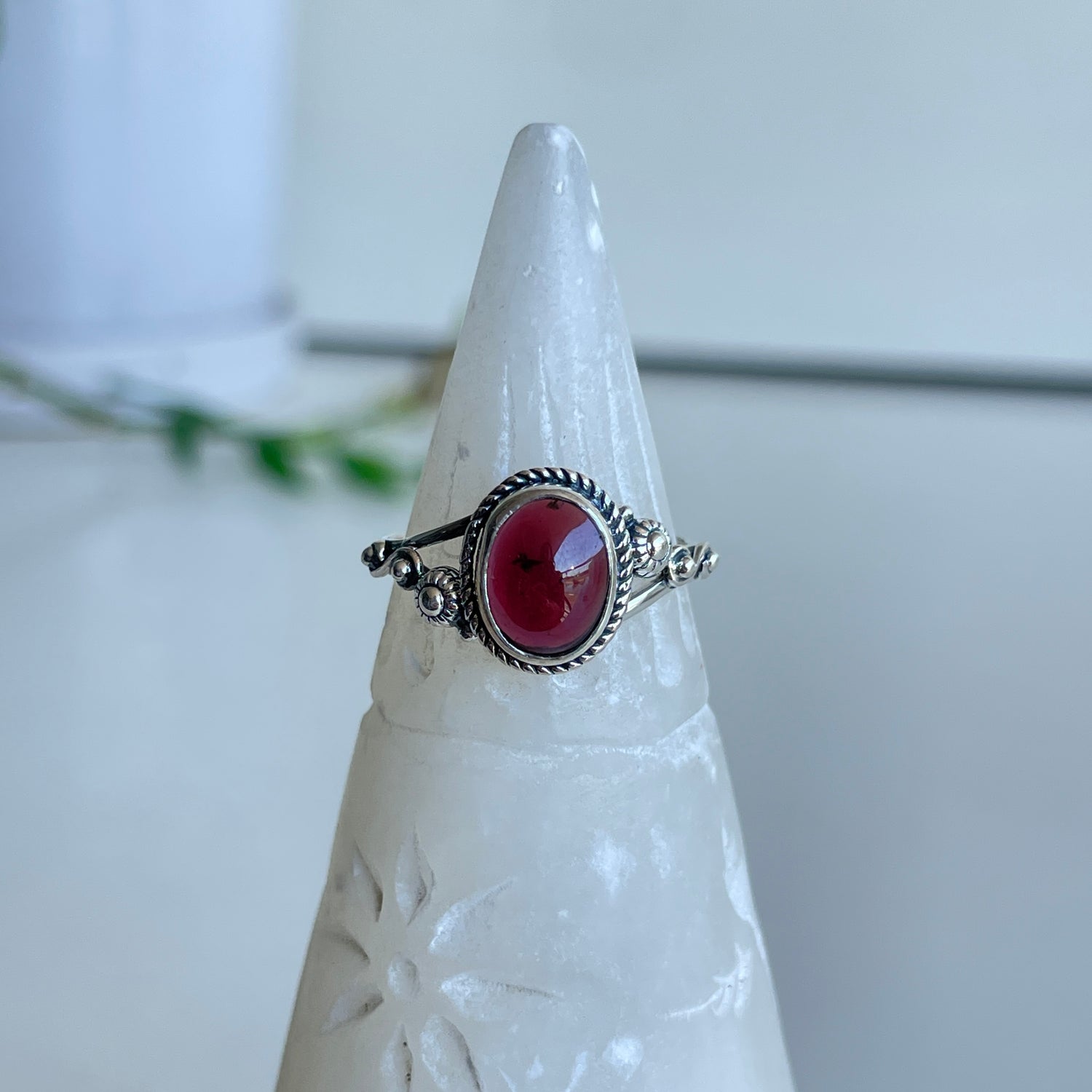 Garnet Oval Ring R4957