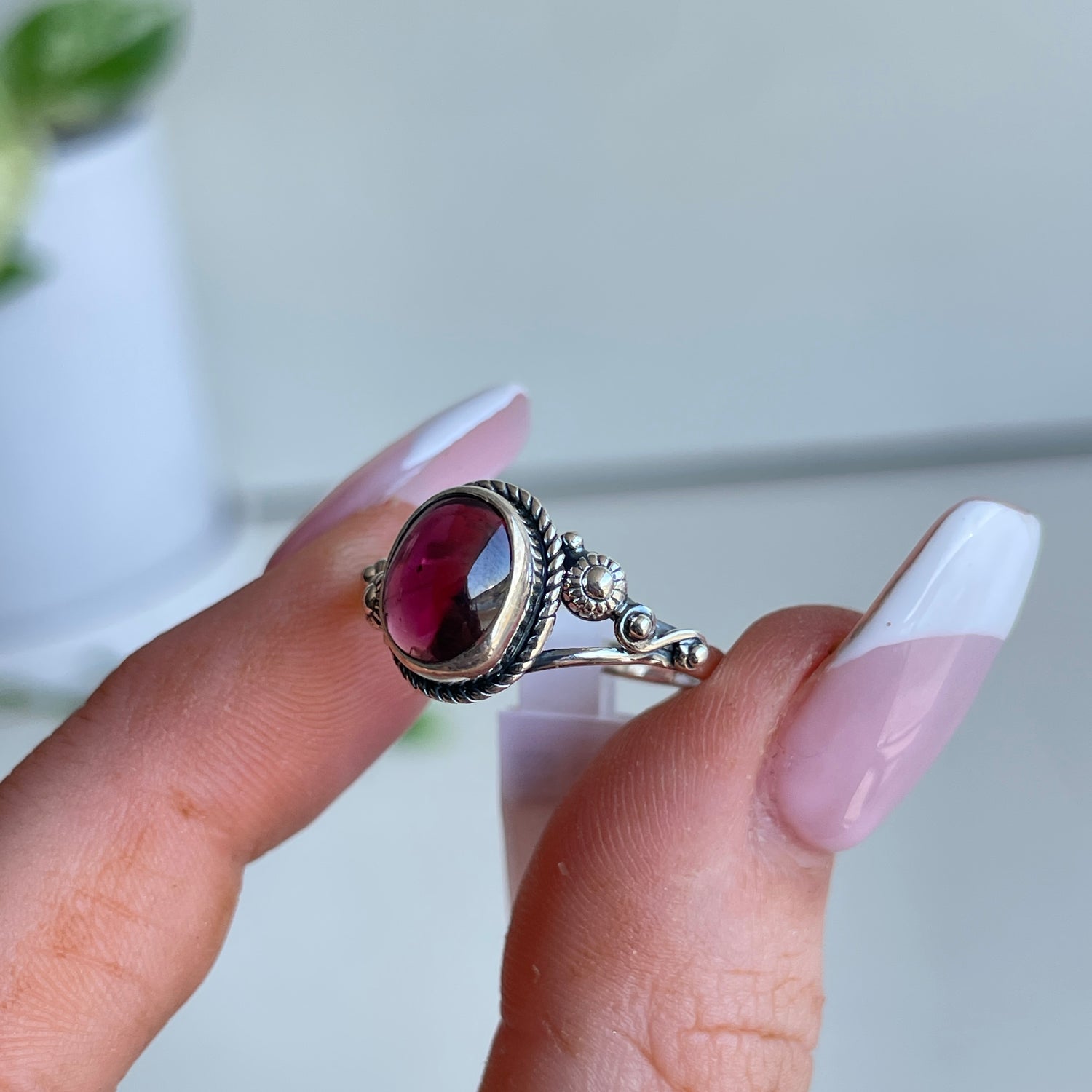 Garnet Oval Ring R4957