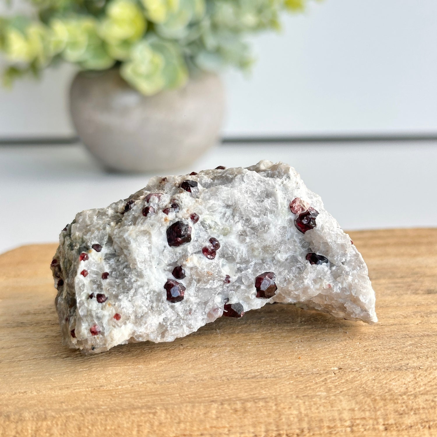 Garnet In Quartz Matrix Pce 134g