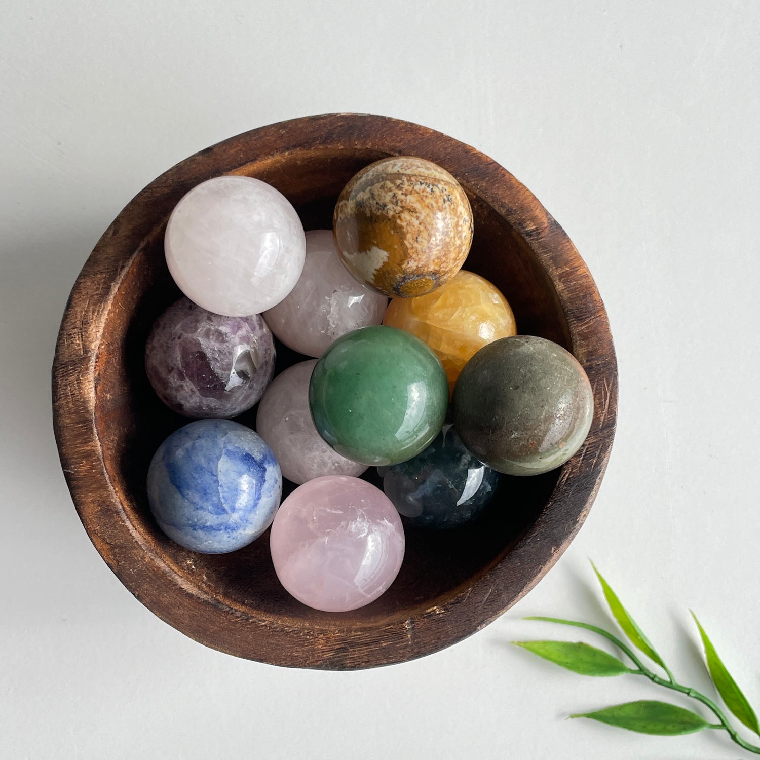 2.5cm Mixed Crystal Sphere