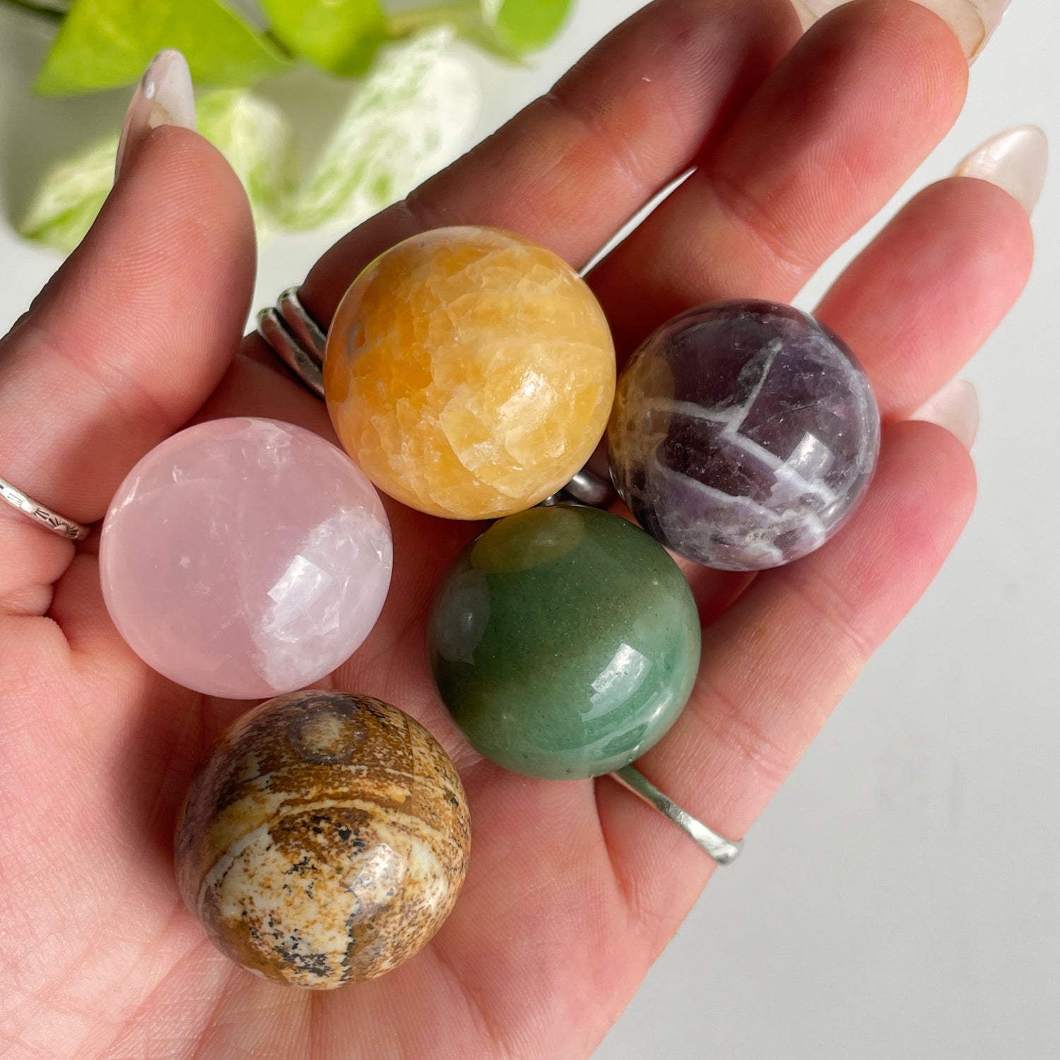 2.5cm Mixed Crystal Sphere