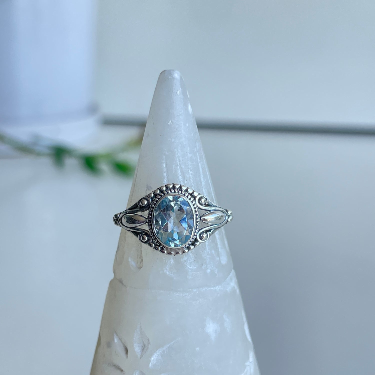 Blue Topaz Oval Ring R4042