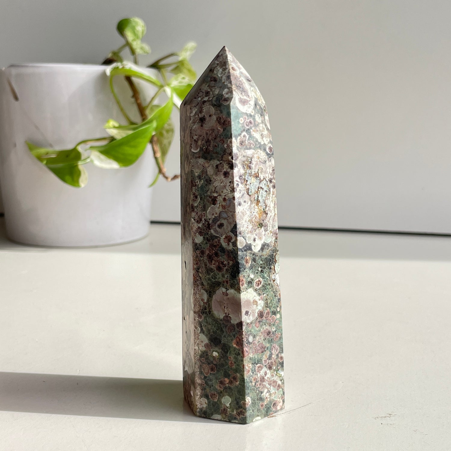 Rhyolite Flower & Green Jasper Generator 13.8cm