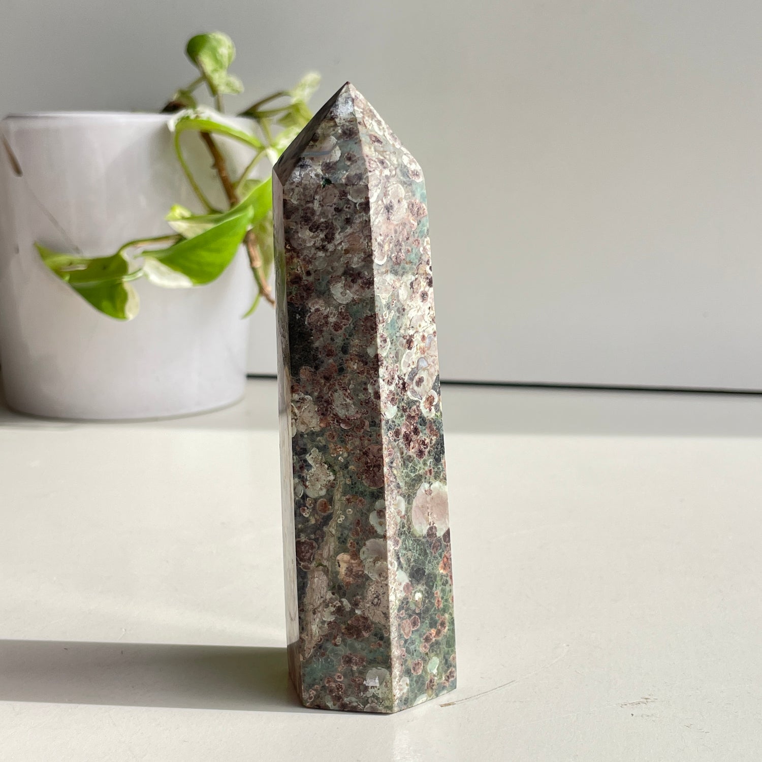 Rhyolite Flower & Green Jasper Generator 13.8cm