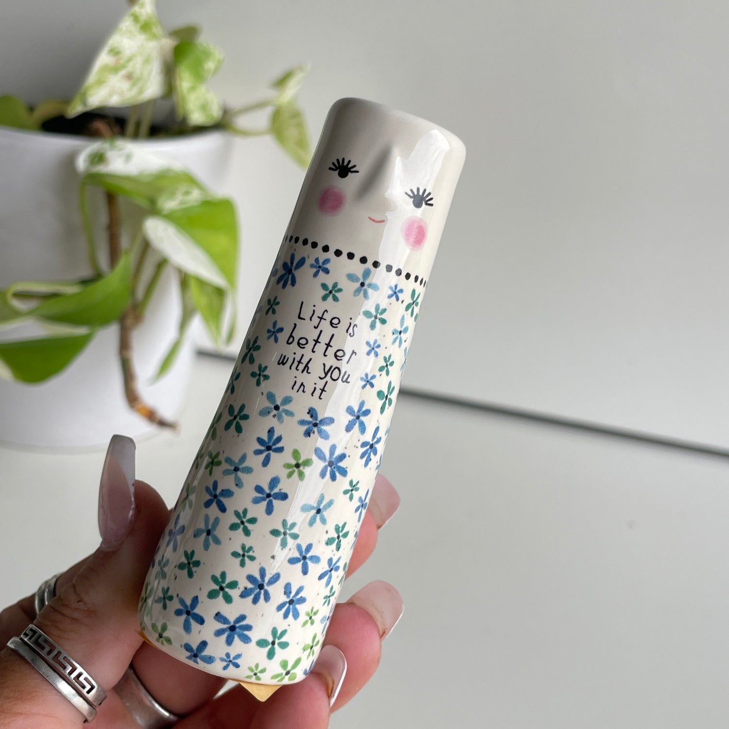Life Is Better Bud Vase000039