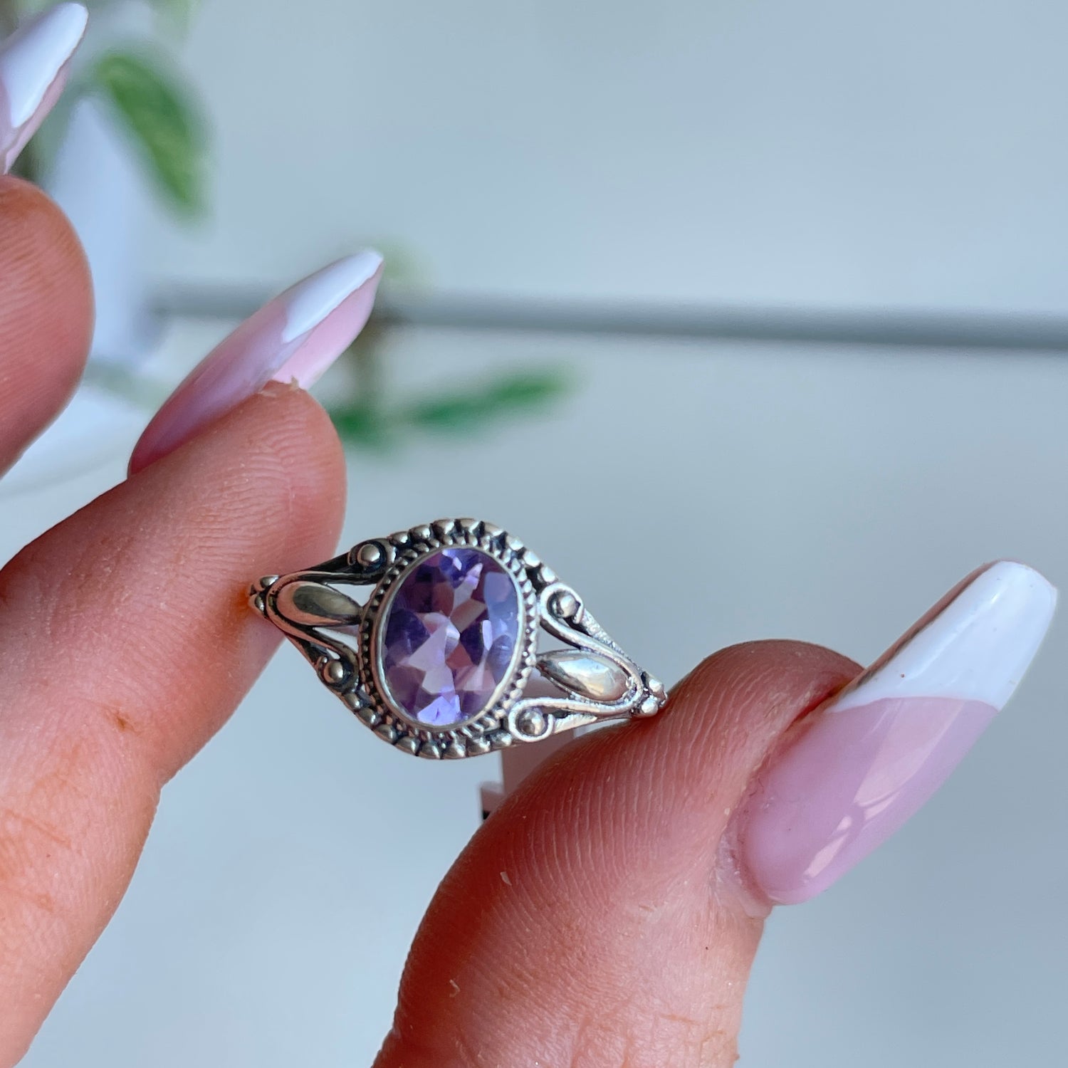 Amethyst Oval Ring R4042