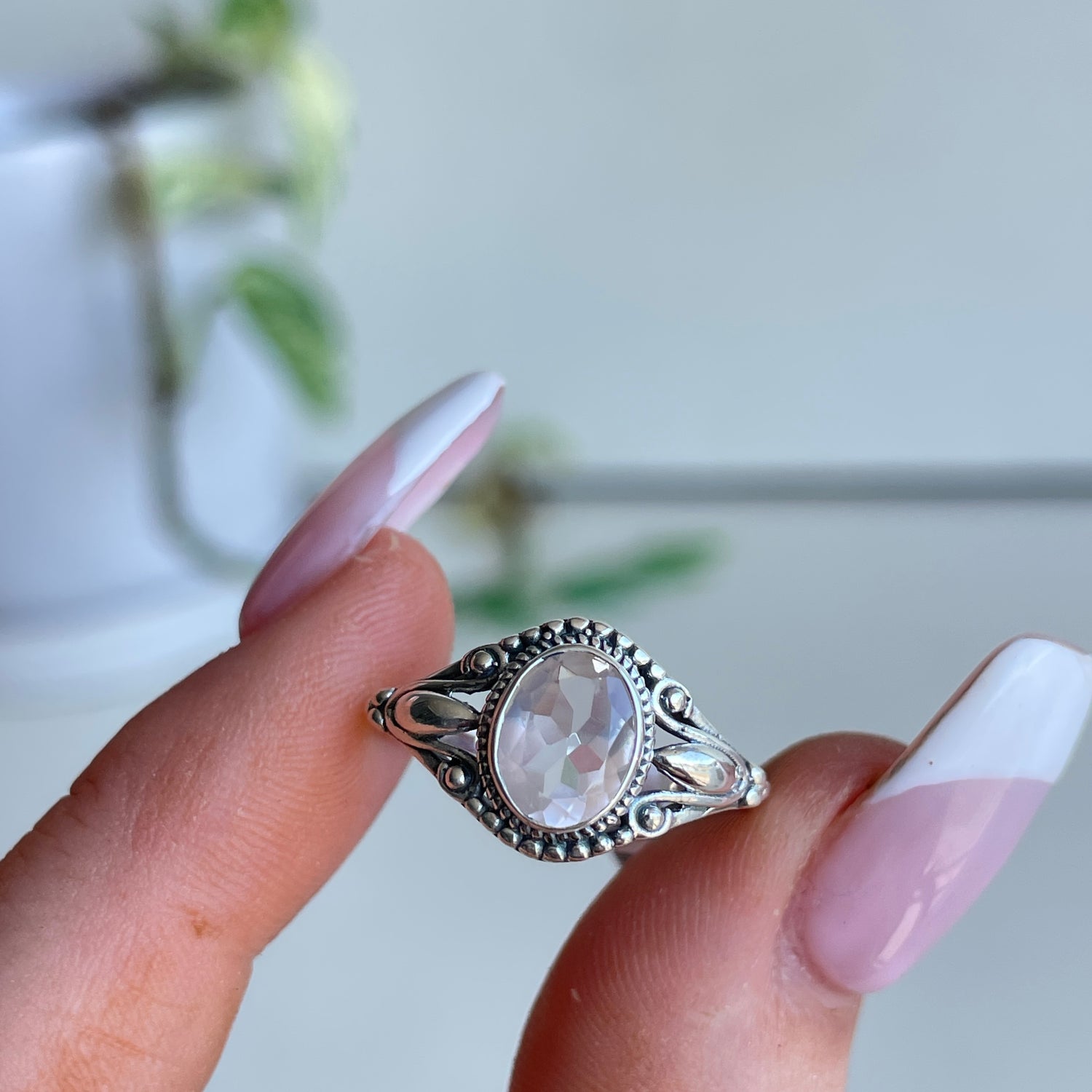 Rose Quartz Oval Ring R4042