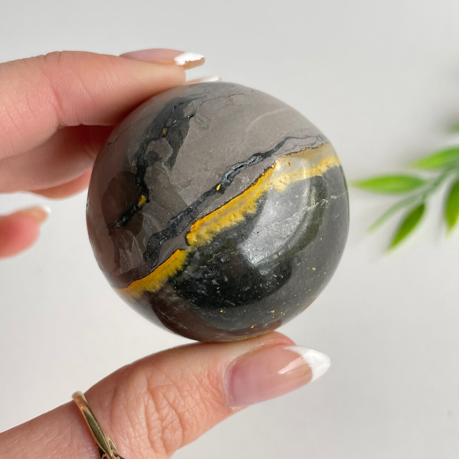 Bumblebee Jasper Sphere 4.7cm 01
