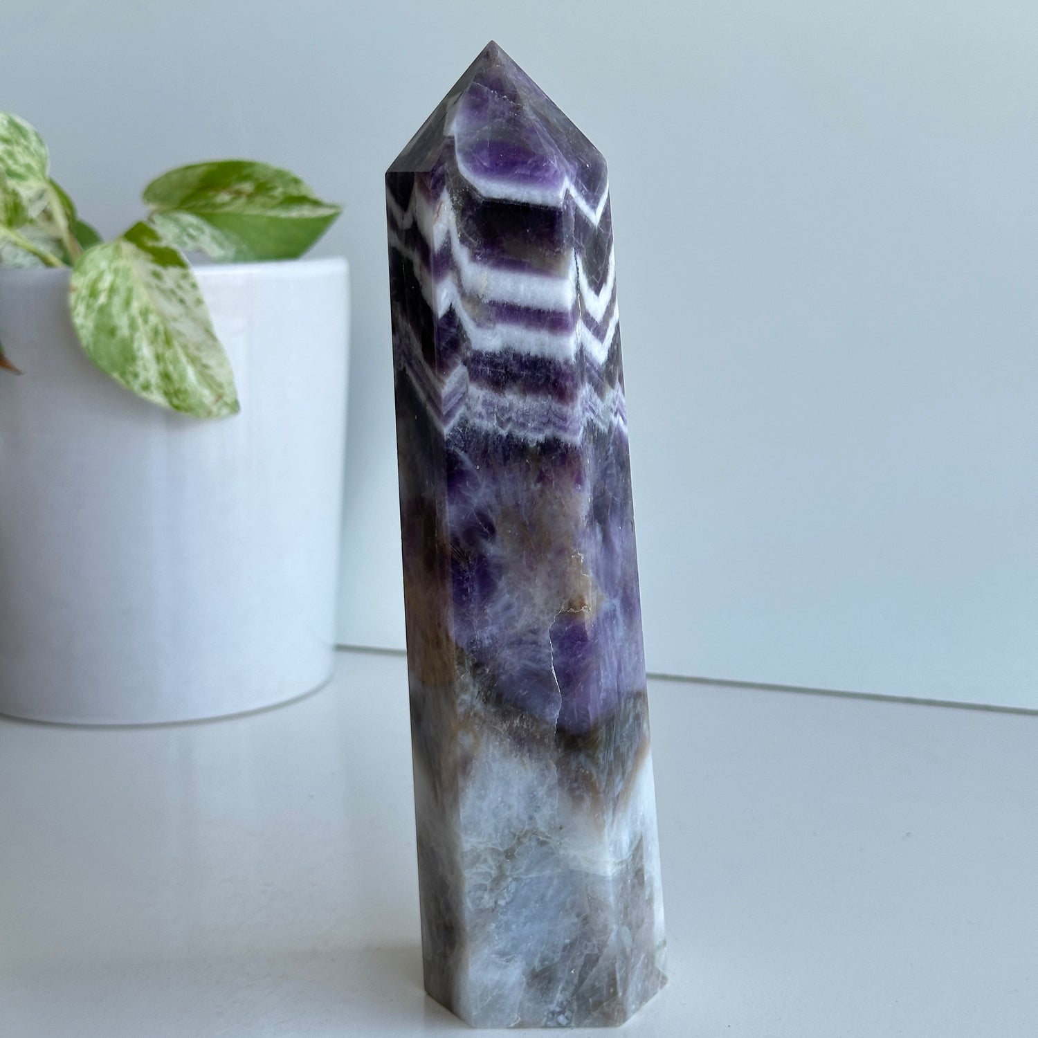 Chevron Amethyst Generator 19.5cm