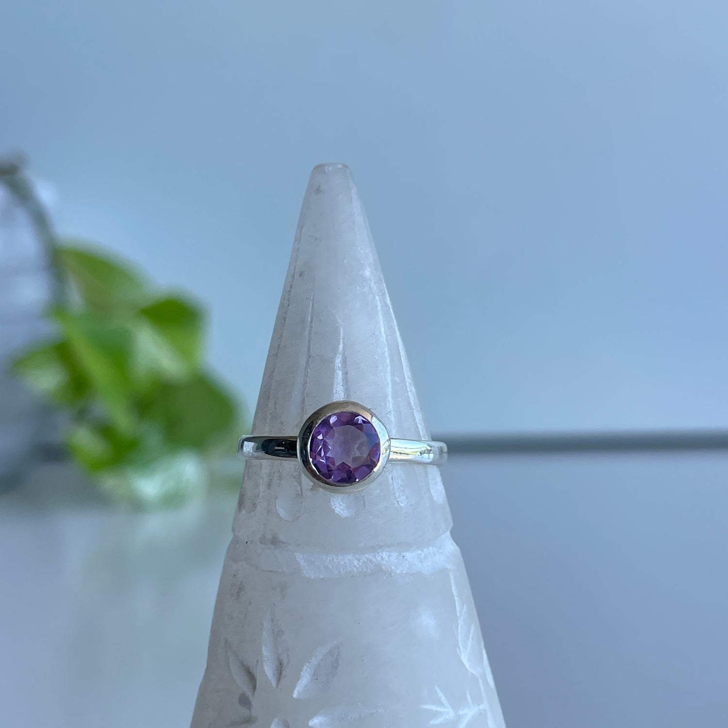 Amethyst Round Ring R4861